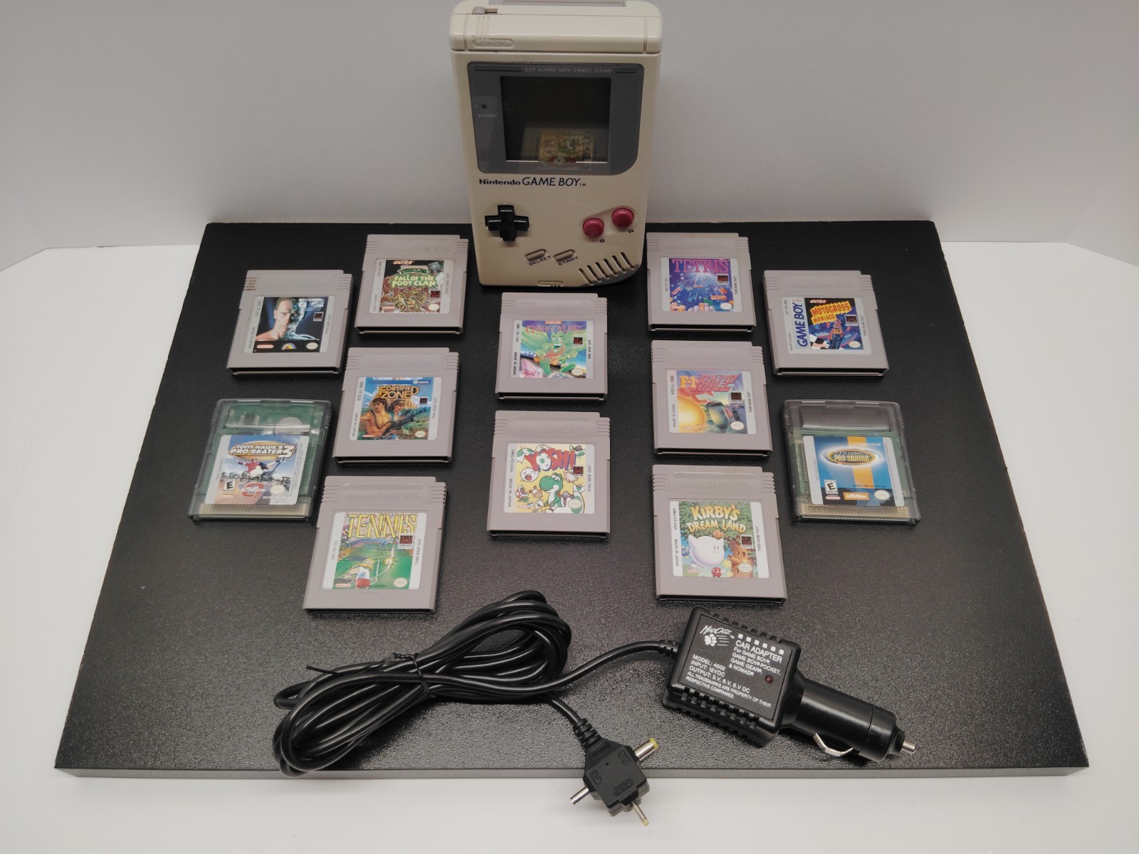 Nintendo GameBoy 1989 DMG-01 Original + 14 Games – Car Power – (2 Color Games)