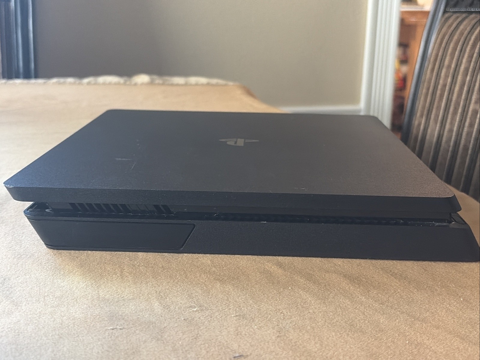 PlayStation 4 Slim PS4 500GB Black Console CUH-2015A v9.60 w/Cords Controller