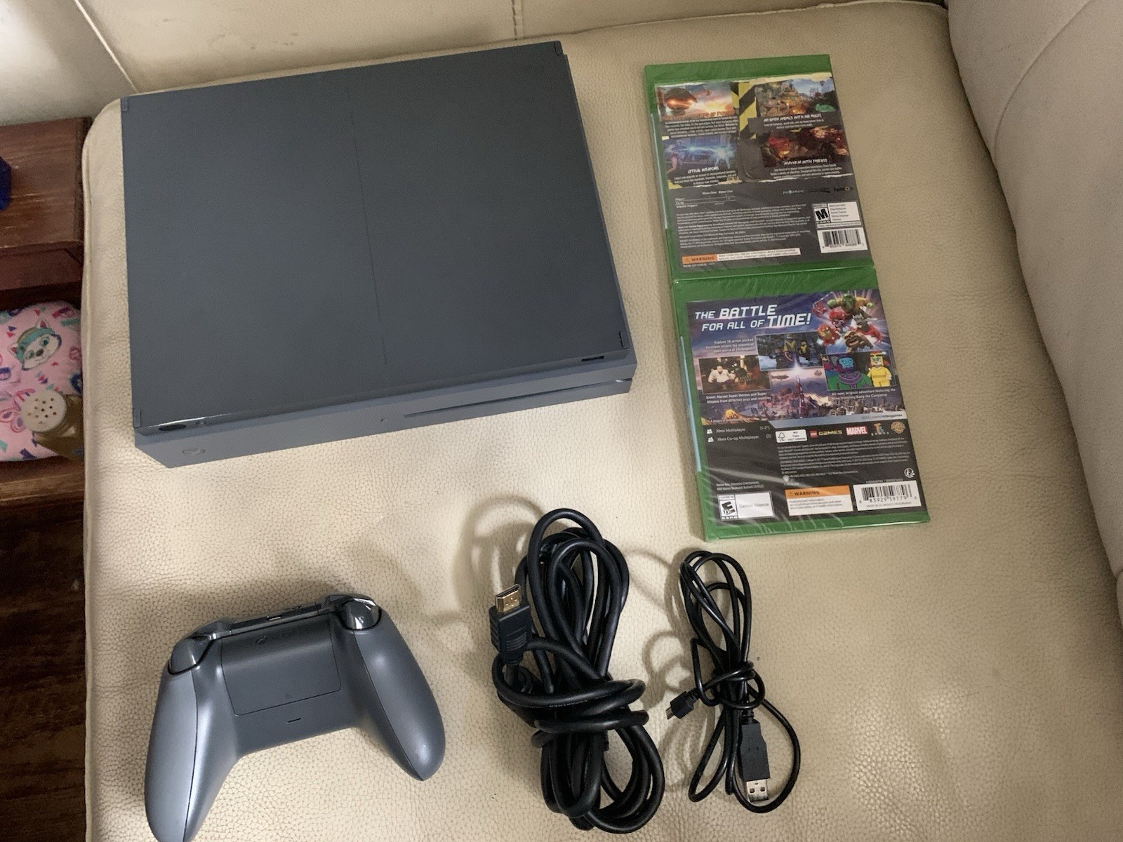 Microsoft Xbox One S Battlefield 1: Storm Gray Special Edition Bundle 500GB Gray