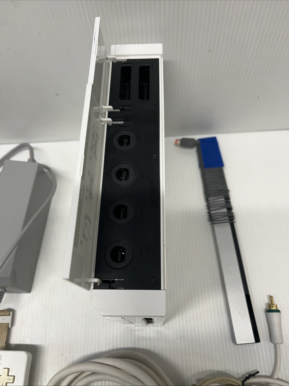 Nintendo Wii Console Bundle – RVL-001 3 Controllers AC Adapter Sensor Bar WORKS