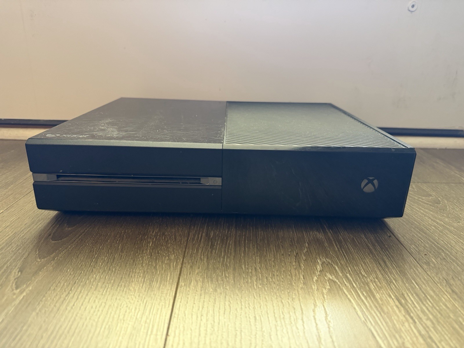 Microsoft Xbox One Original 500GB Video Game Console With Controller Power Brick