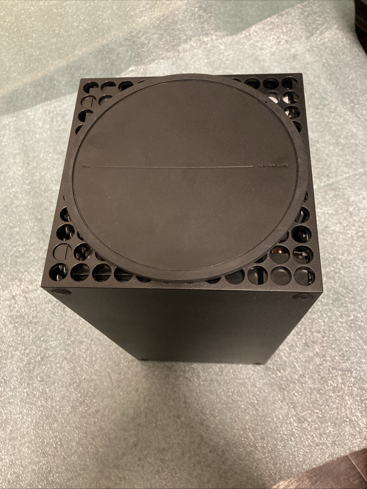 Microsoft Xbox Series X 1TB Video Game Console – Black PARTS OR REPAIR