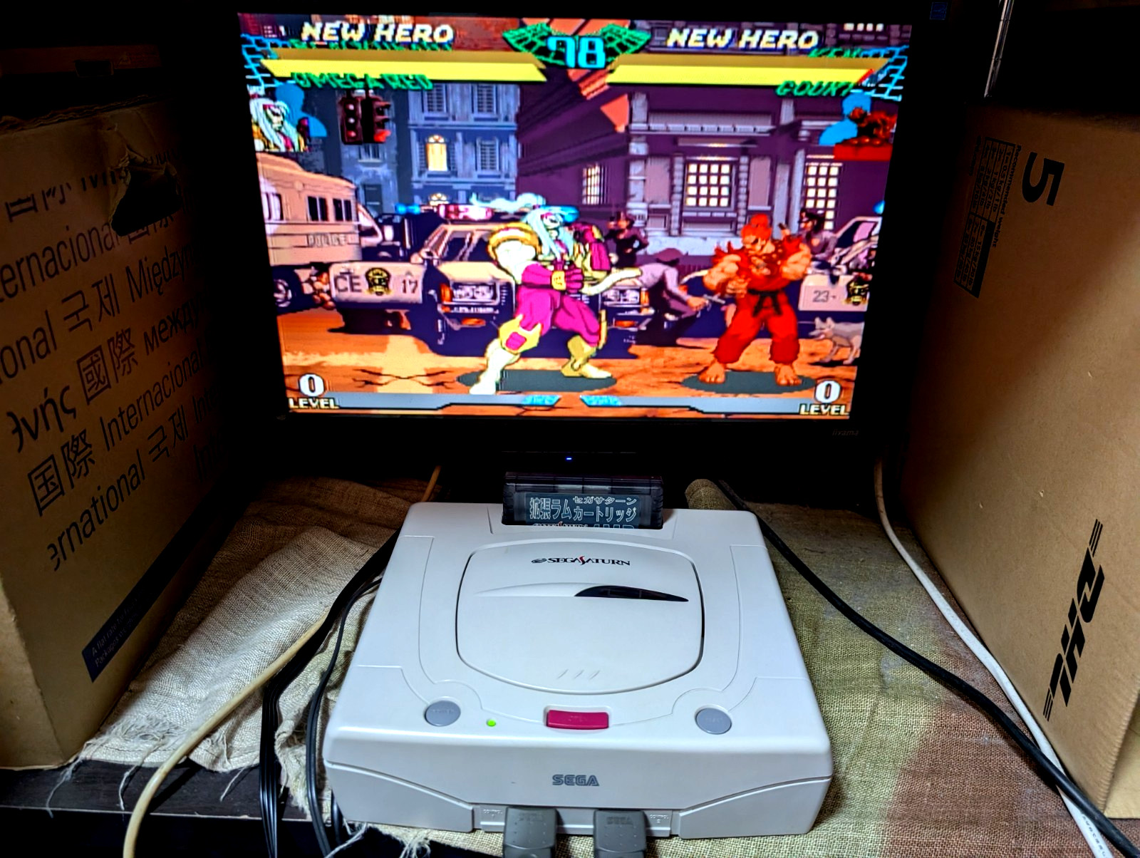 Sega Saturn White Console 4MB RAM MARVEL Super Heroes VS Street Fighter Japan
