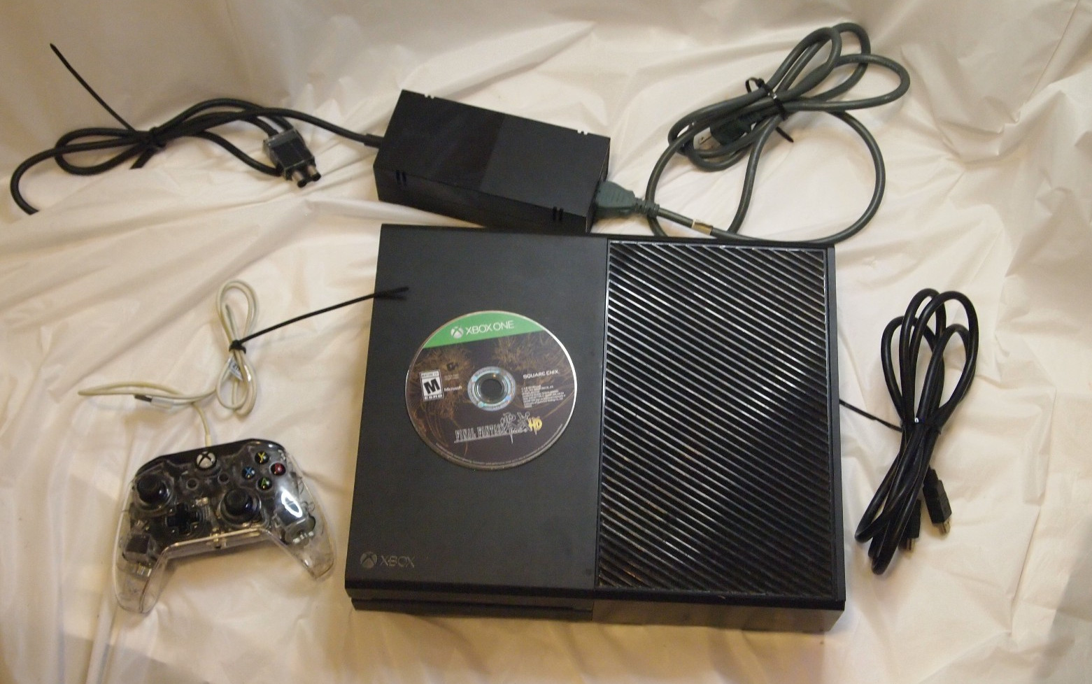 Microsoft Xbox One 1540 500GB Home Console Black