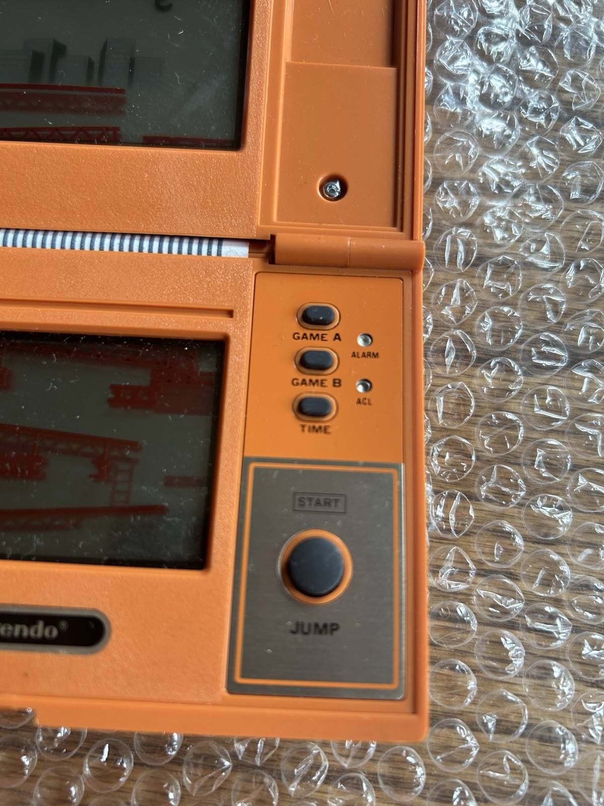 NINTENDO Donkey Kong Game and Watch (DK-52) 1982 WORKING No Batt Cover