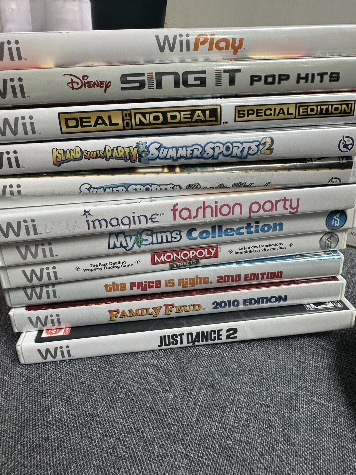 Nintendo Wii Console In Original Box & With 12 Games