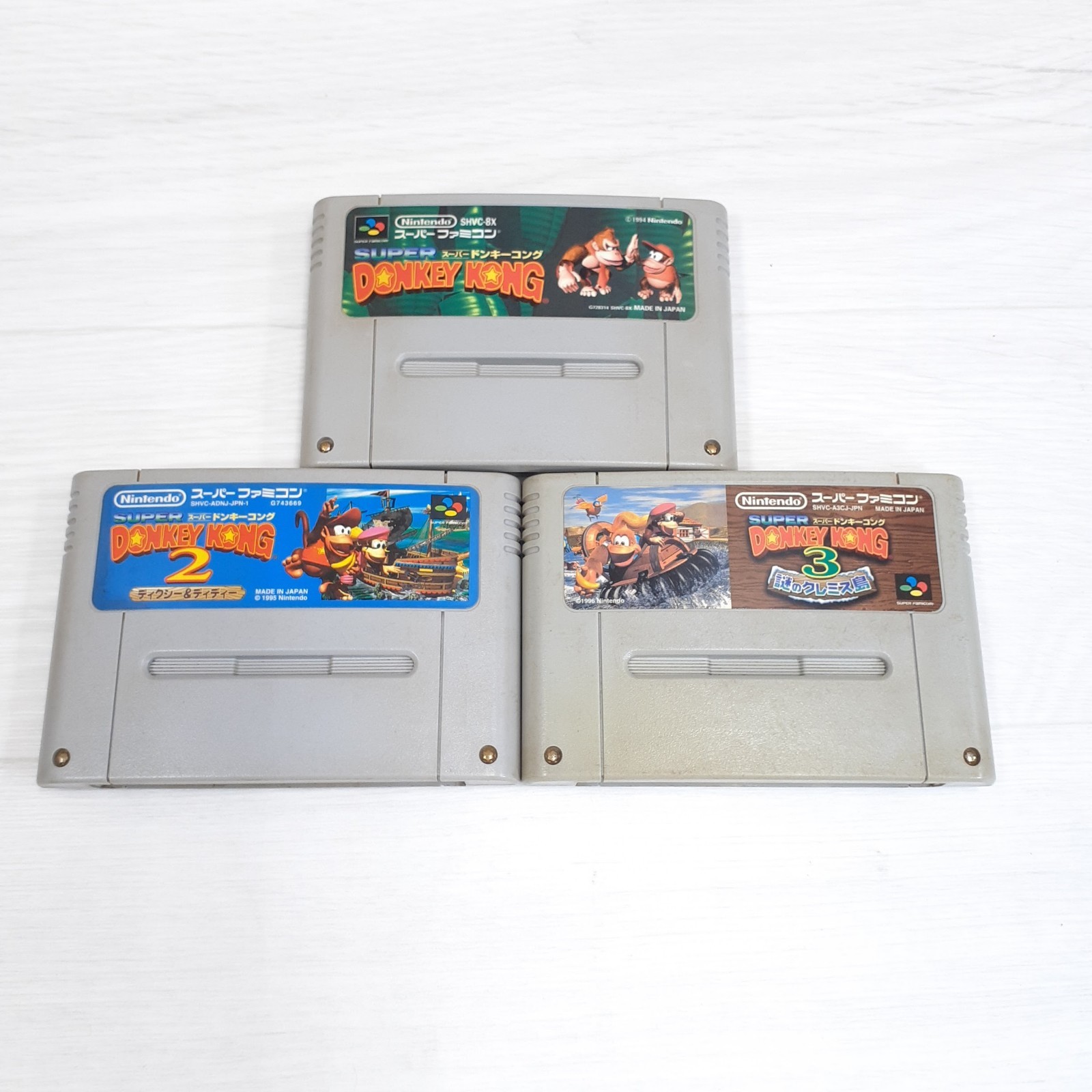Nintendo Japanese Famicom & Super Famicom Console Bundle SuperMario, DKong,cords