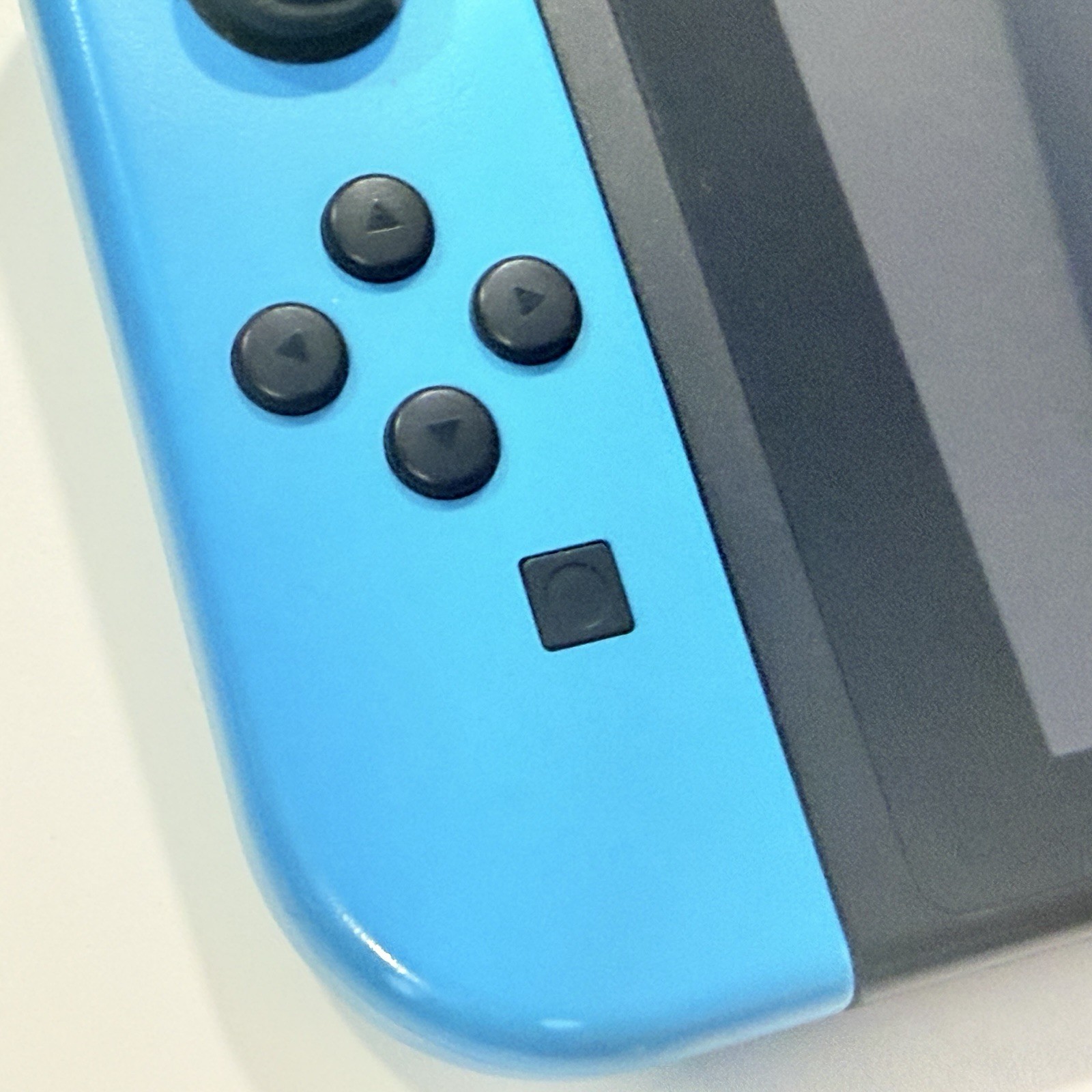 Nintendo Switch Console Neon Blue/Red Joy-Con Lot Won’t Charge Parts Only