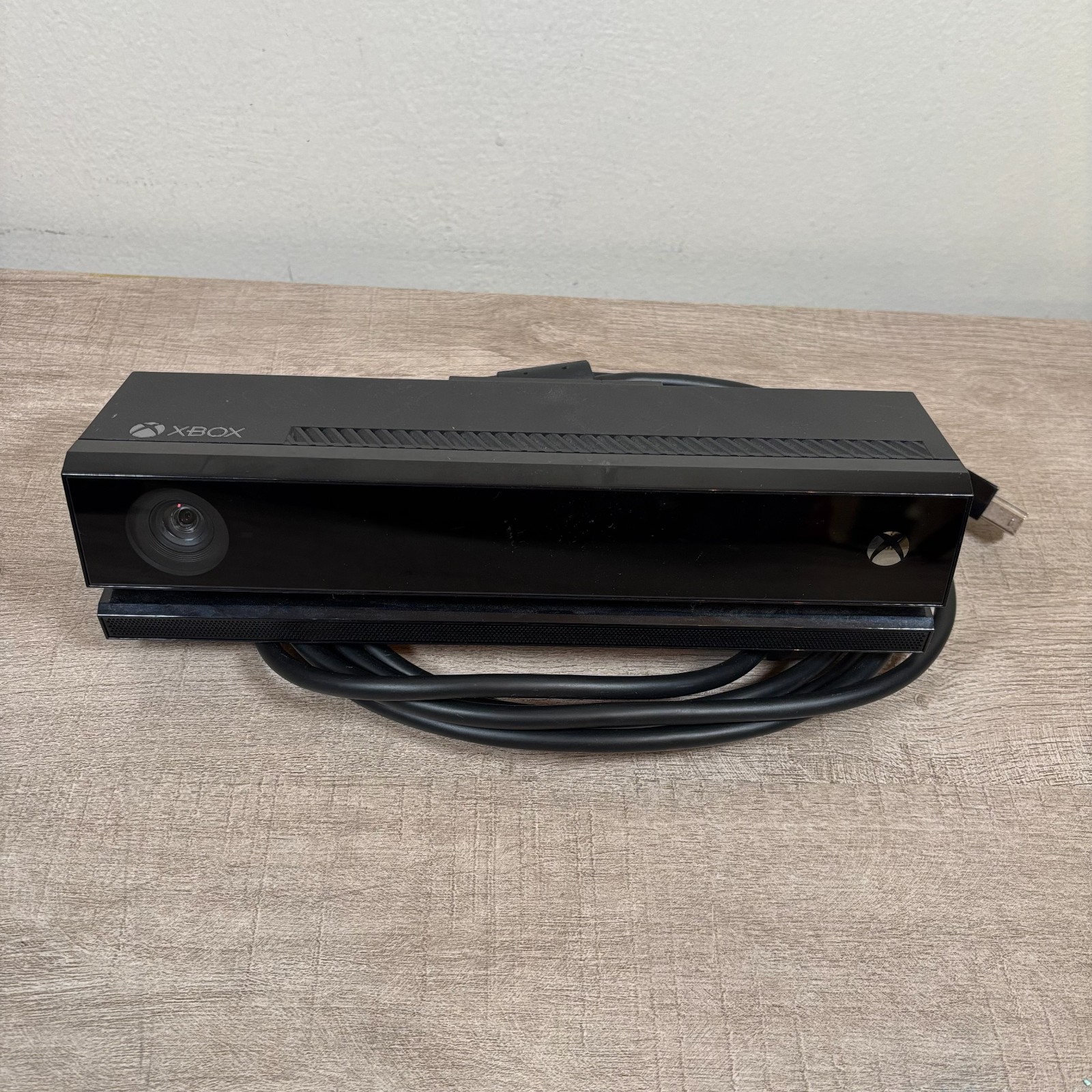Microsoft Xbox One Black Console 1540 Kinect Motion Sensor & Controller Tested