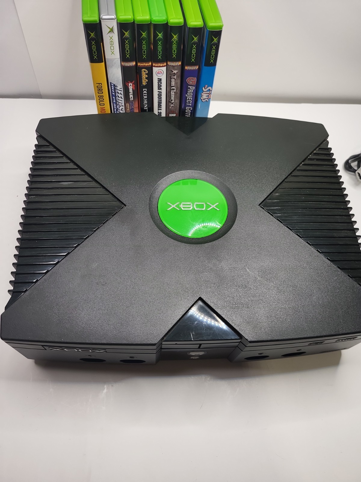 Original Microsoft Xbox Console Bundle w Controller, 8 Games, Cords – Working