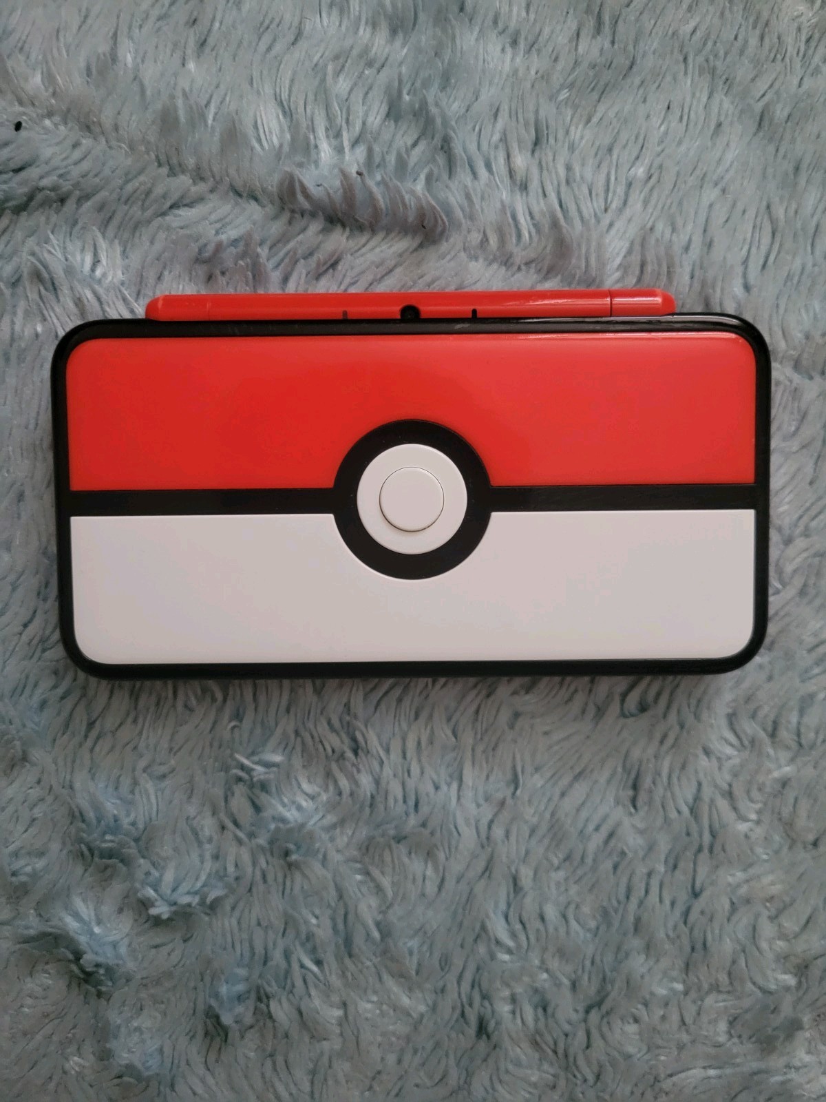 Nintendo XL Poké Ball Edition With 64GB SD Card