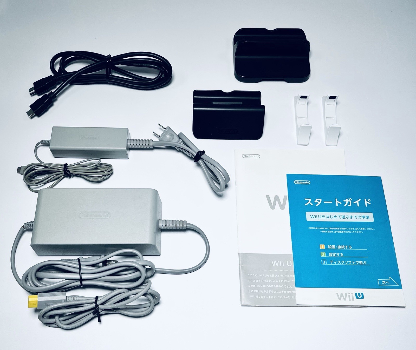 Nintendo Wii U Console White 32GB Premium Set Boxed GamePad Tested Working　JP