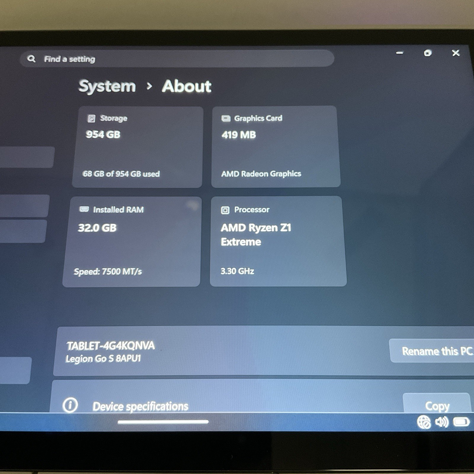 Lenovo Legion Go S Console AMD Ryzen Z1 Extreme 32GB Ram 1 TB Glacier White Case