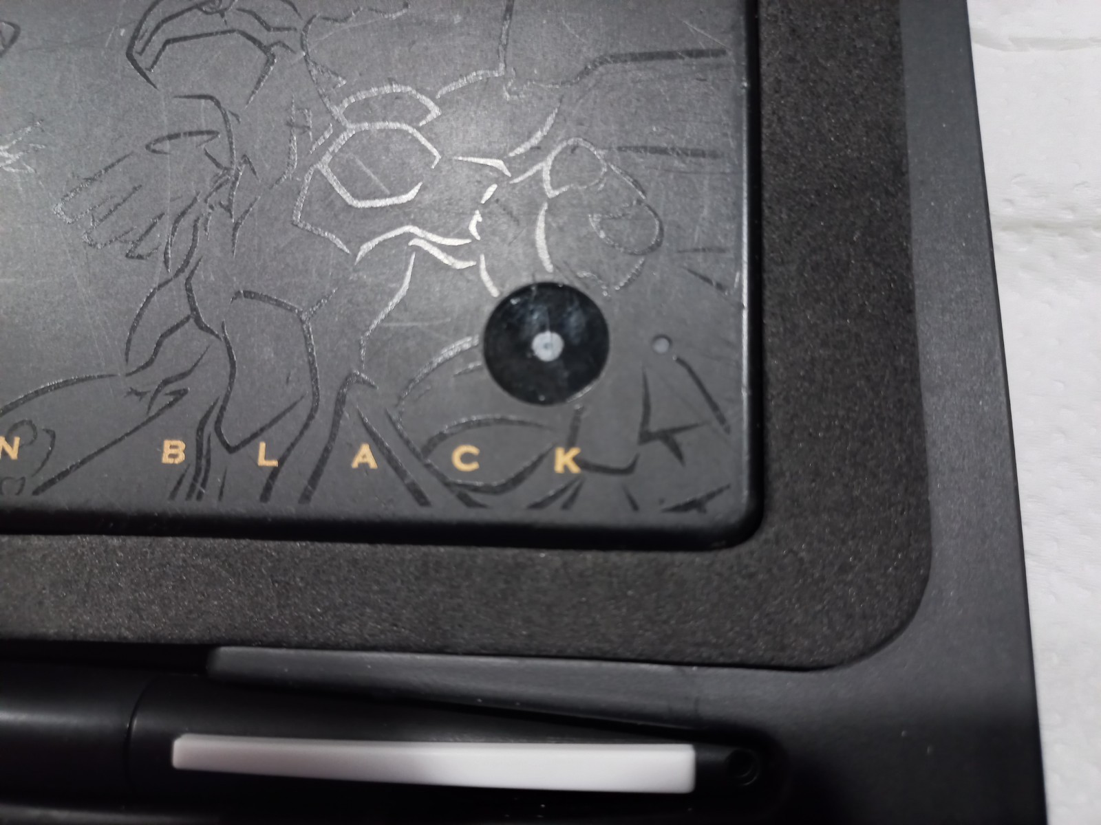 Nintendo DSI Pokemon Black Zekrom Edition with Hard Cover and Pokemon Black 2