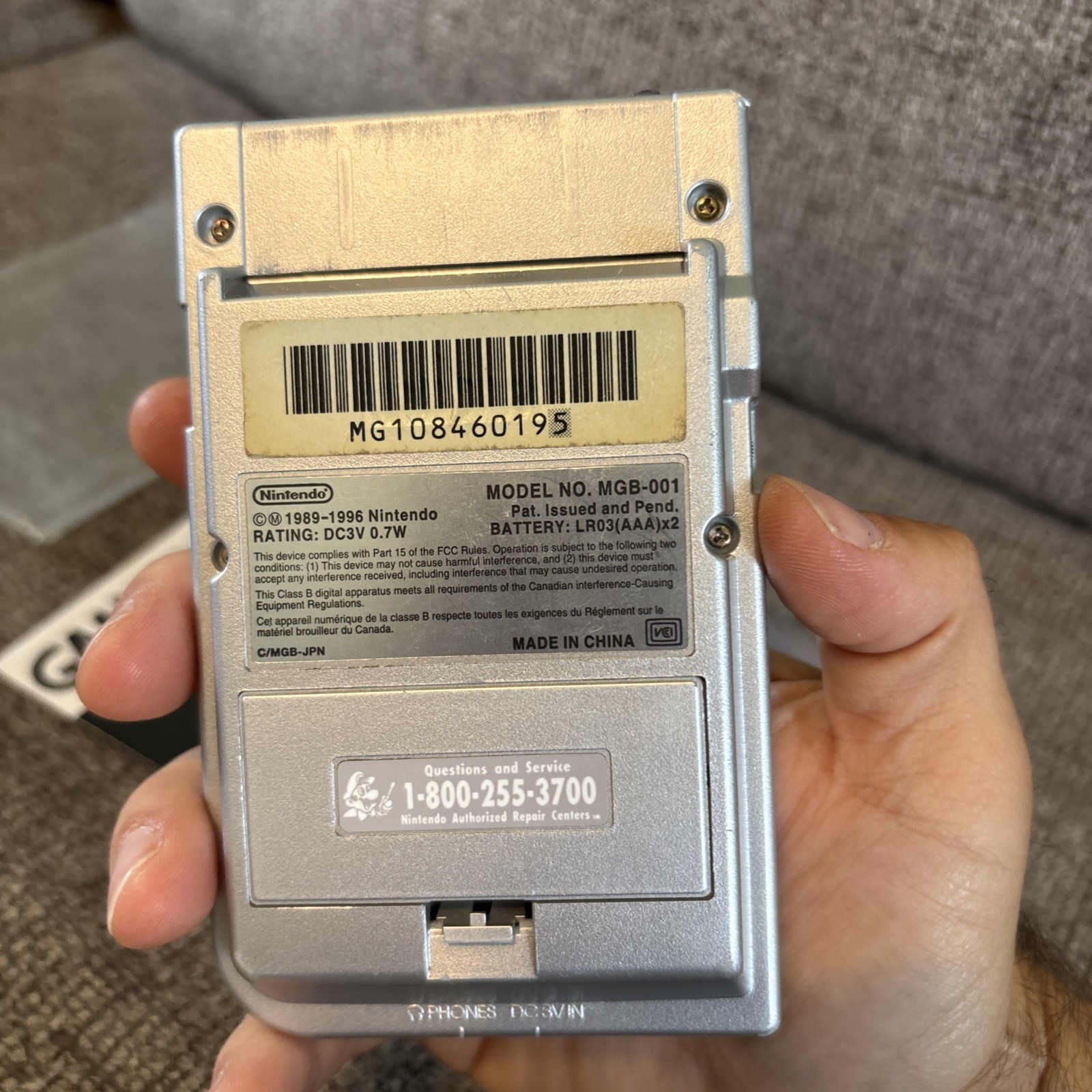Nintendo Game Boy Pocket MGB-001 Silver Portable Handheld Console Works W/ Game