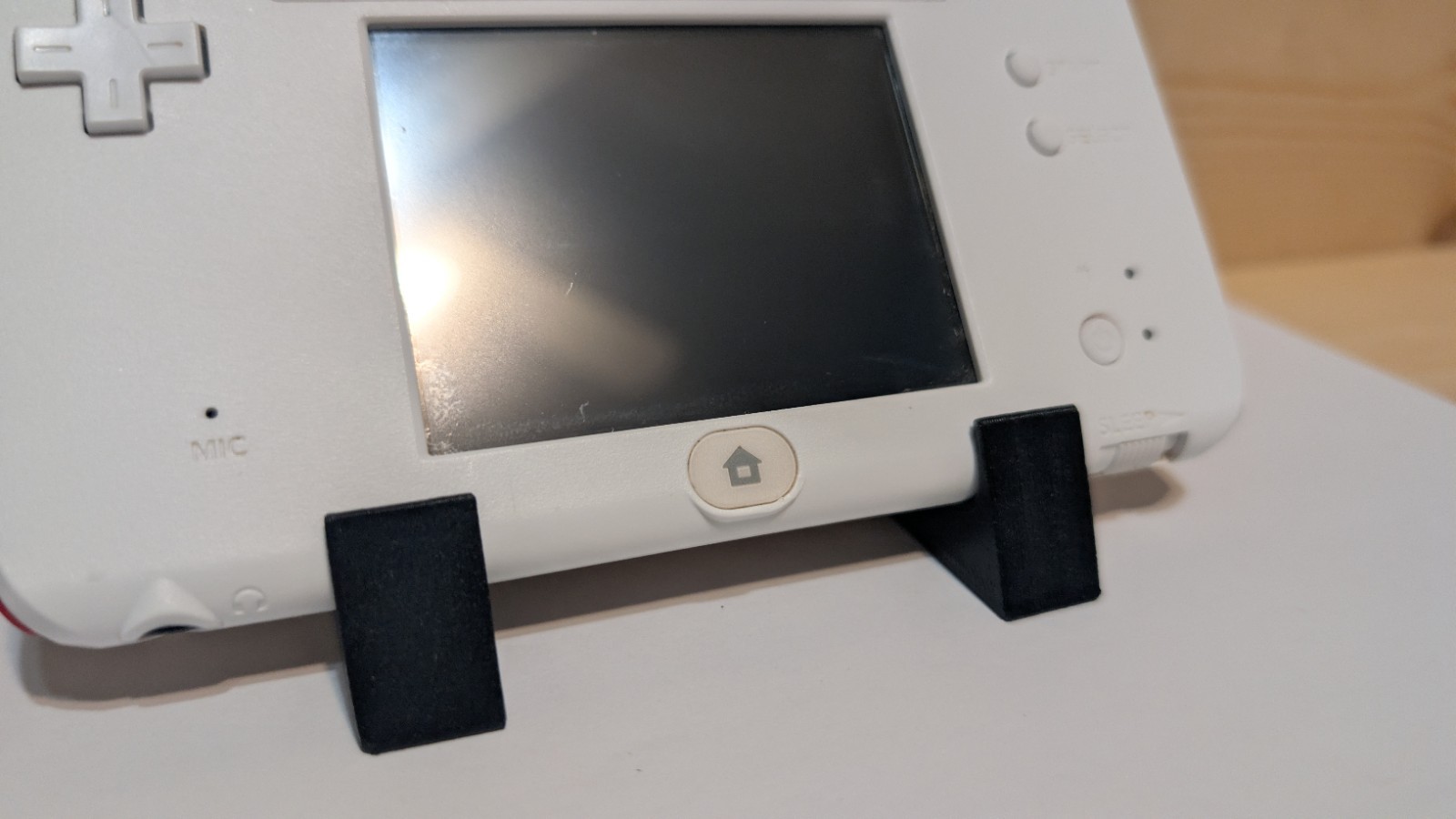 Nintendo 2DS White/Red US Version W/Cable & SD *Tested*