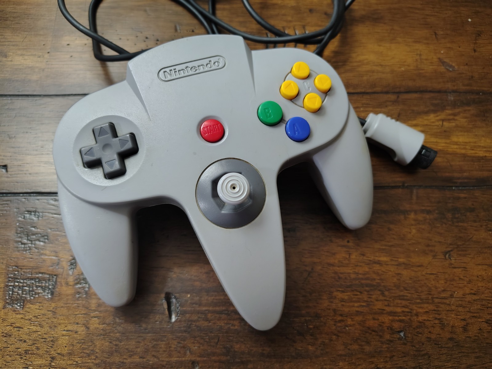 Nintendo 64 Console With Mario Kart 64