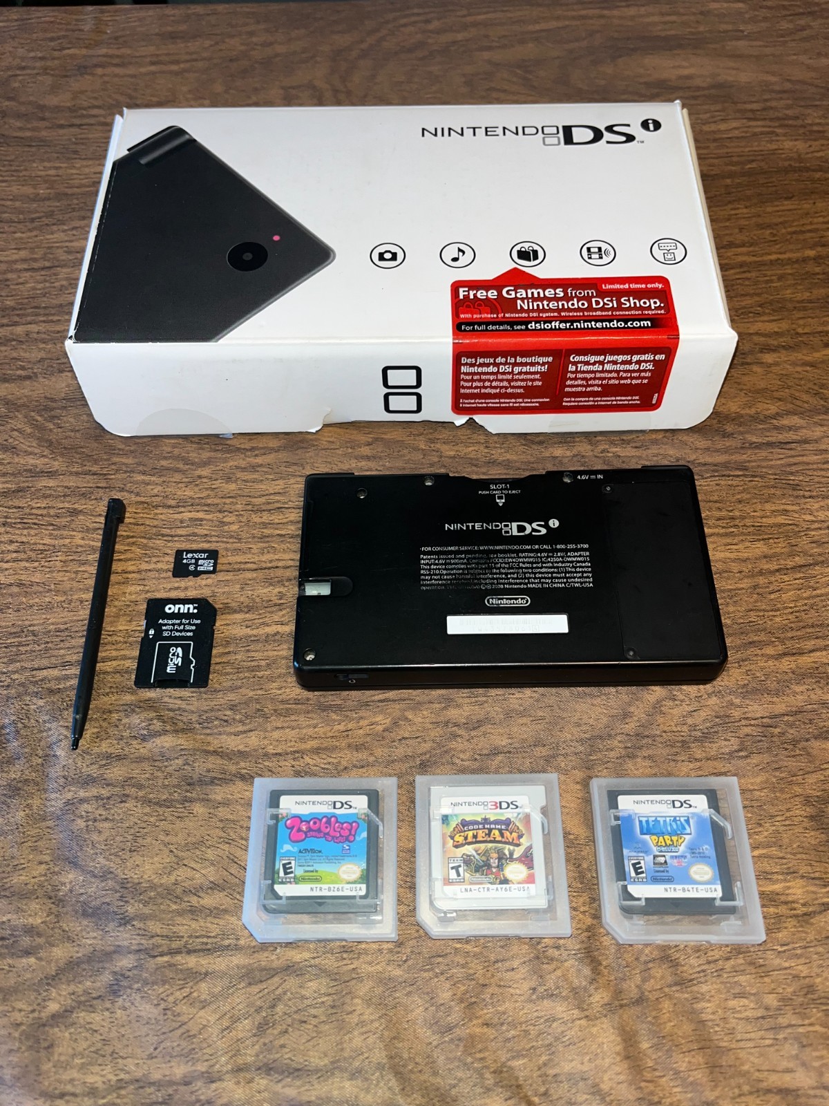 Nintendo DSi Console in Black with Games in Box (no charger) WORKS !! FREE SHIP