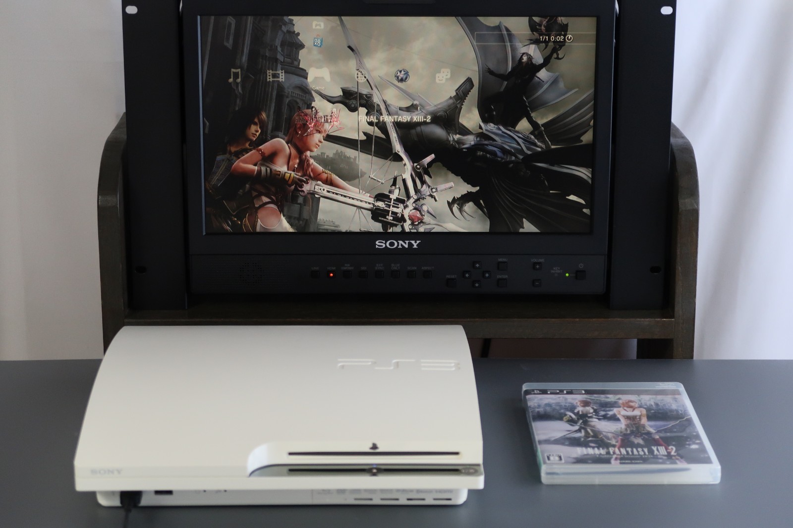 SONY PlayStation 3 PS3 CECH-2500B White Console 320GB Box F/S Very Good Japan