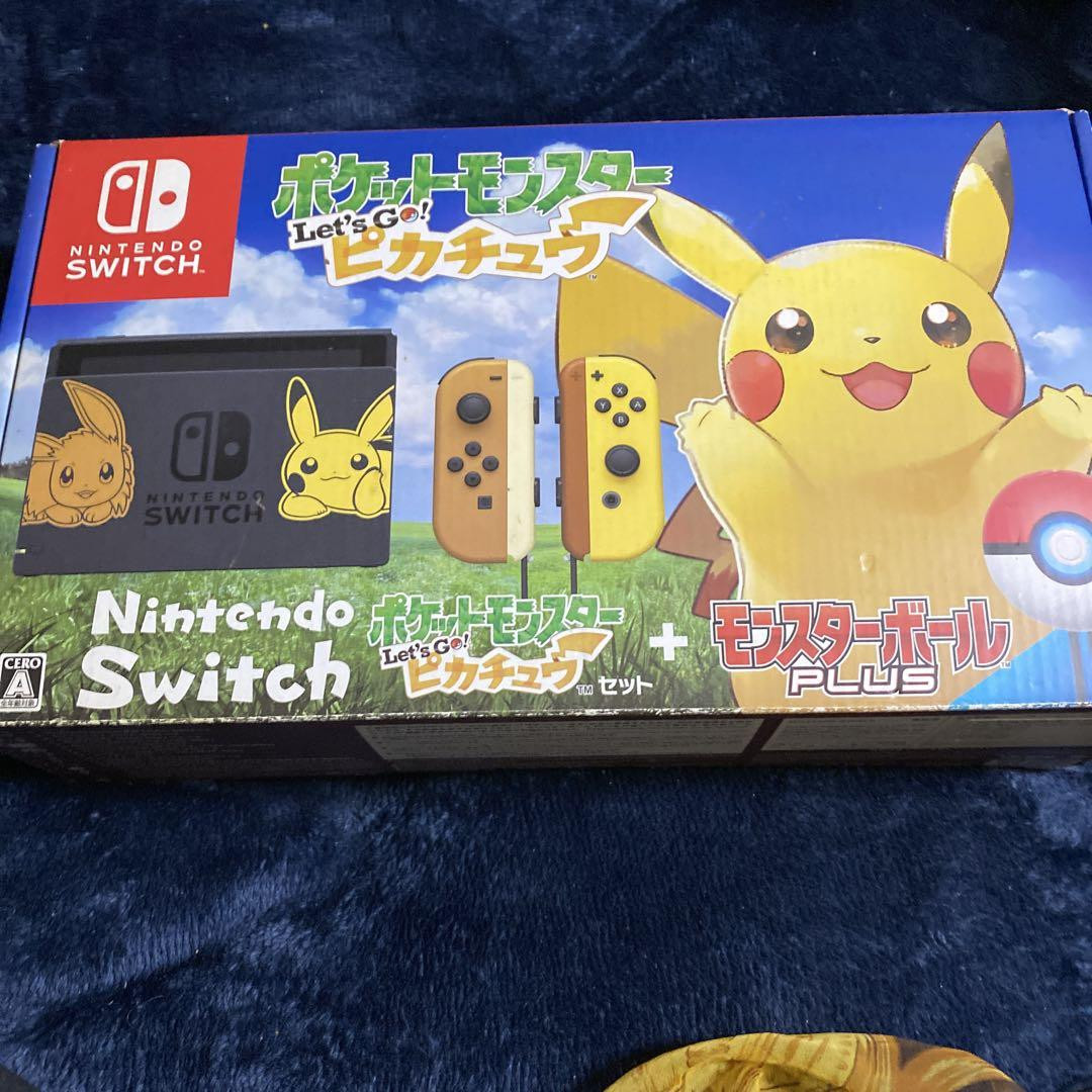 Nintendo Switch Console Pokemon Let’s Go Pikachu Edition with Monster Ball Plus