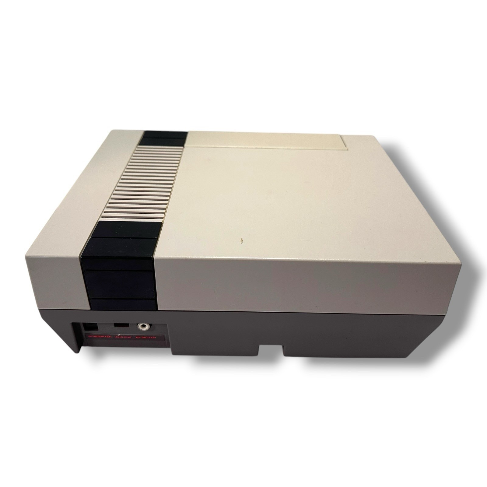Nintendo NES-001 Entertainment System Console w/ Cords Controllers 7 Games READ