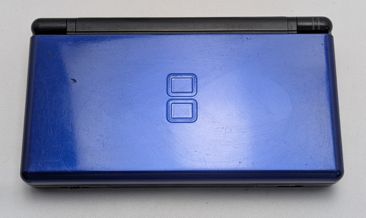 Nintendo DS Lite Handheld Console Blue USG-001 1 Game, Charger Included
