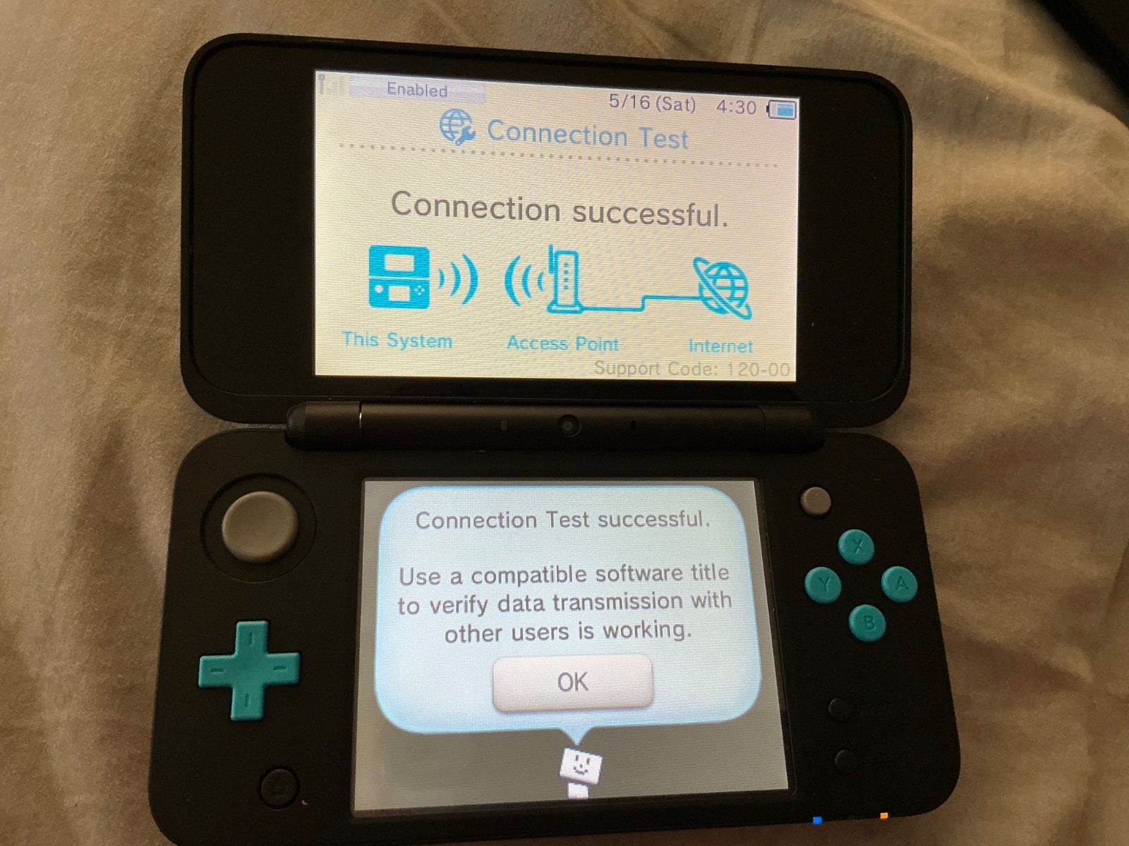 Nintendo 2DS XL Console – Black/Turquoise