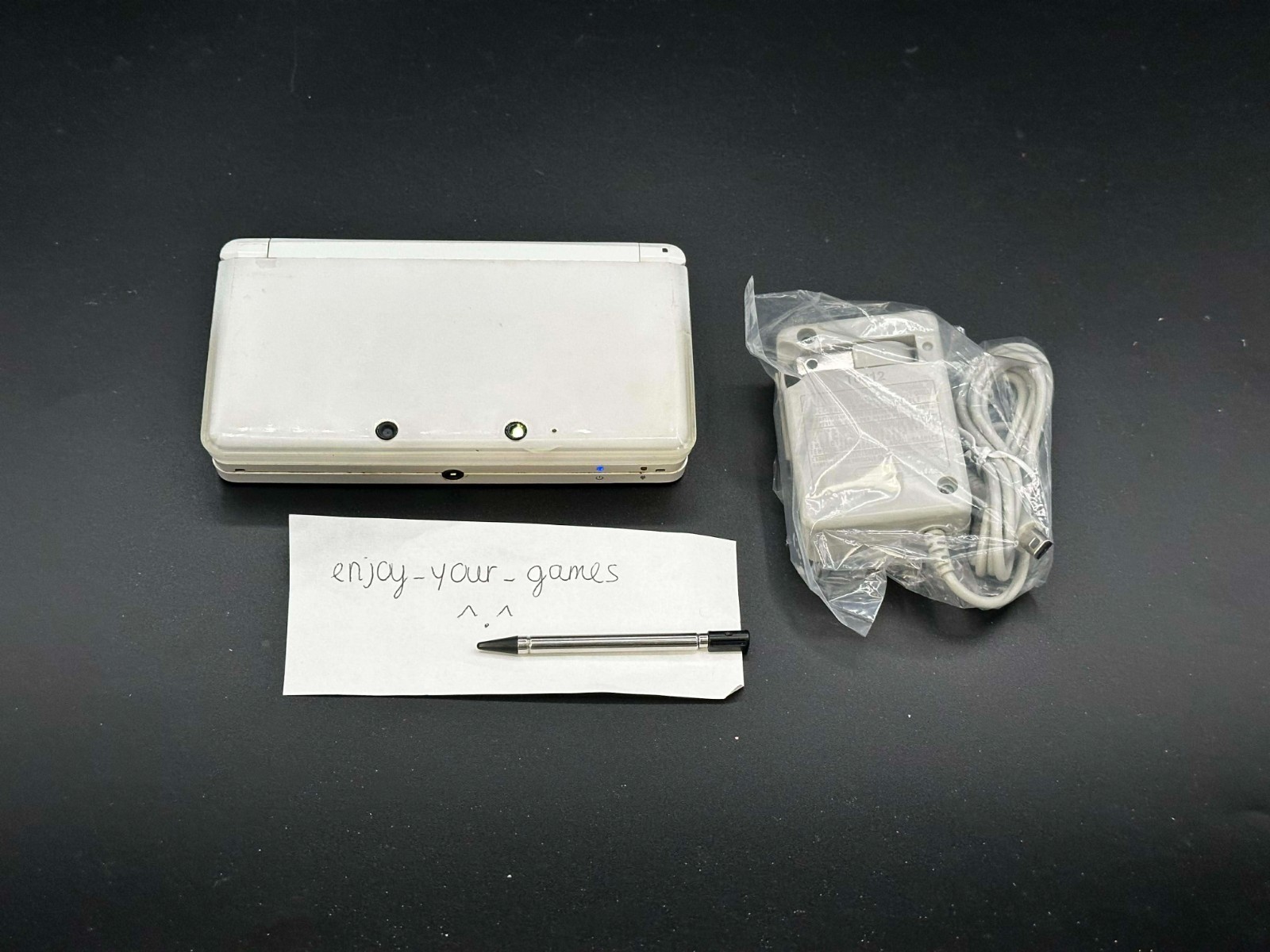 Nintendo 3DS | English | Charger | Pick Your Color | USA Seller – Ship in 1-DAY
