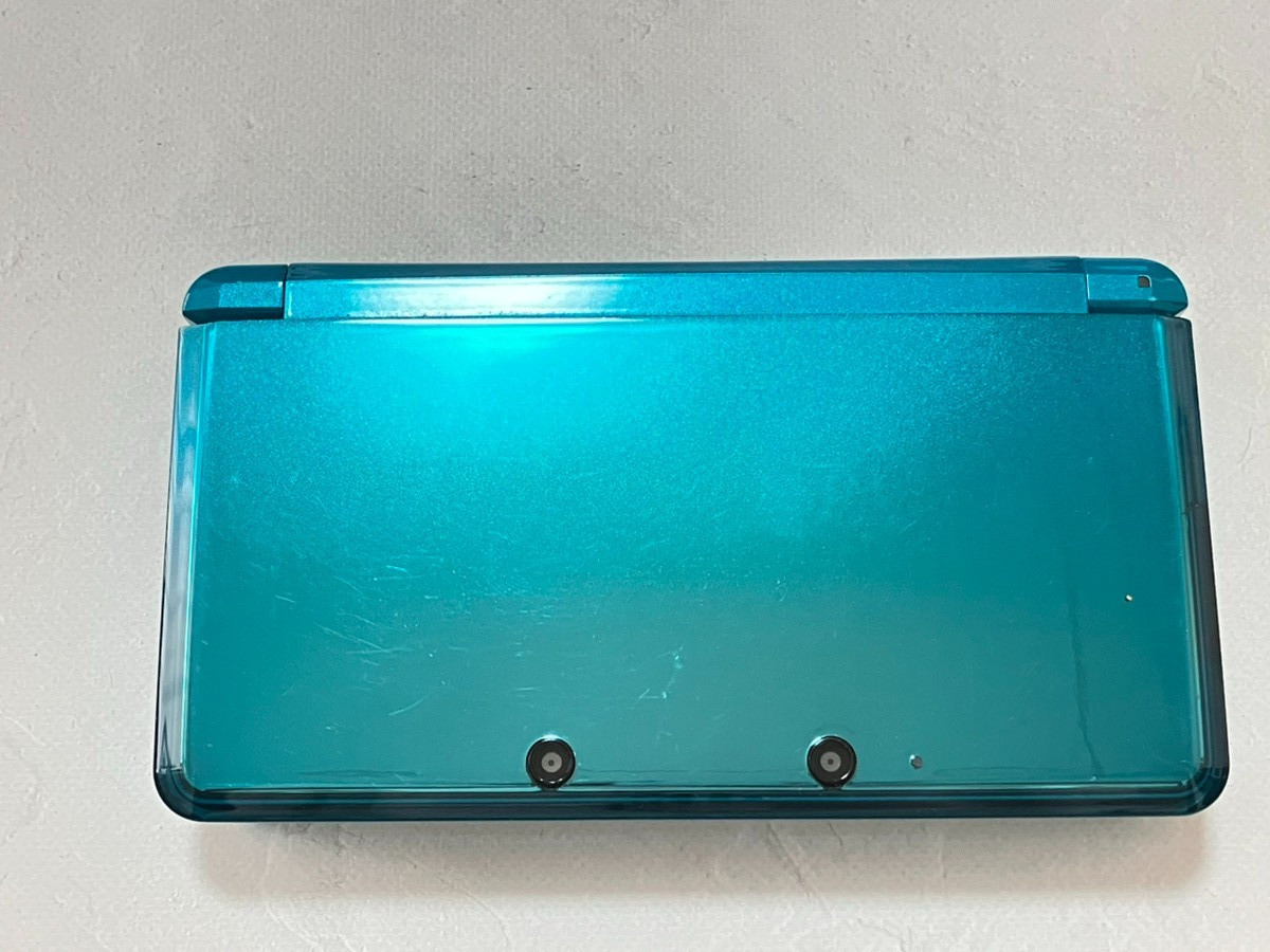Nintendo 3DS Select Color Console region free / Charger SD card from US