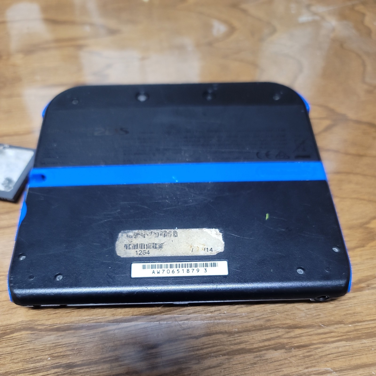 Nintendo 2DS Blue and Black Handheld System – Black/Blue