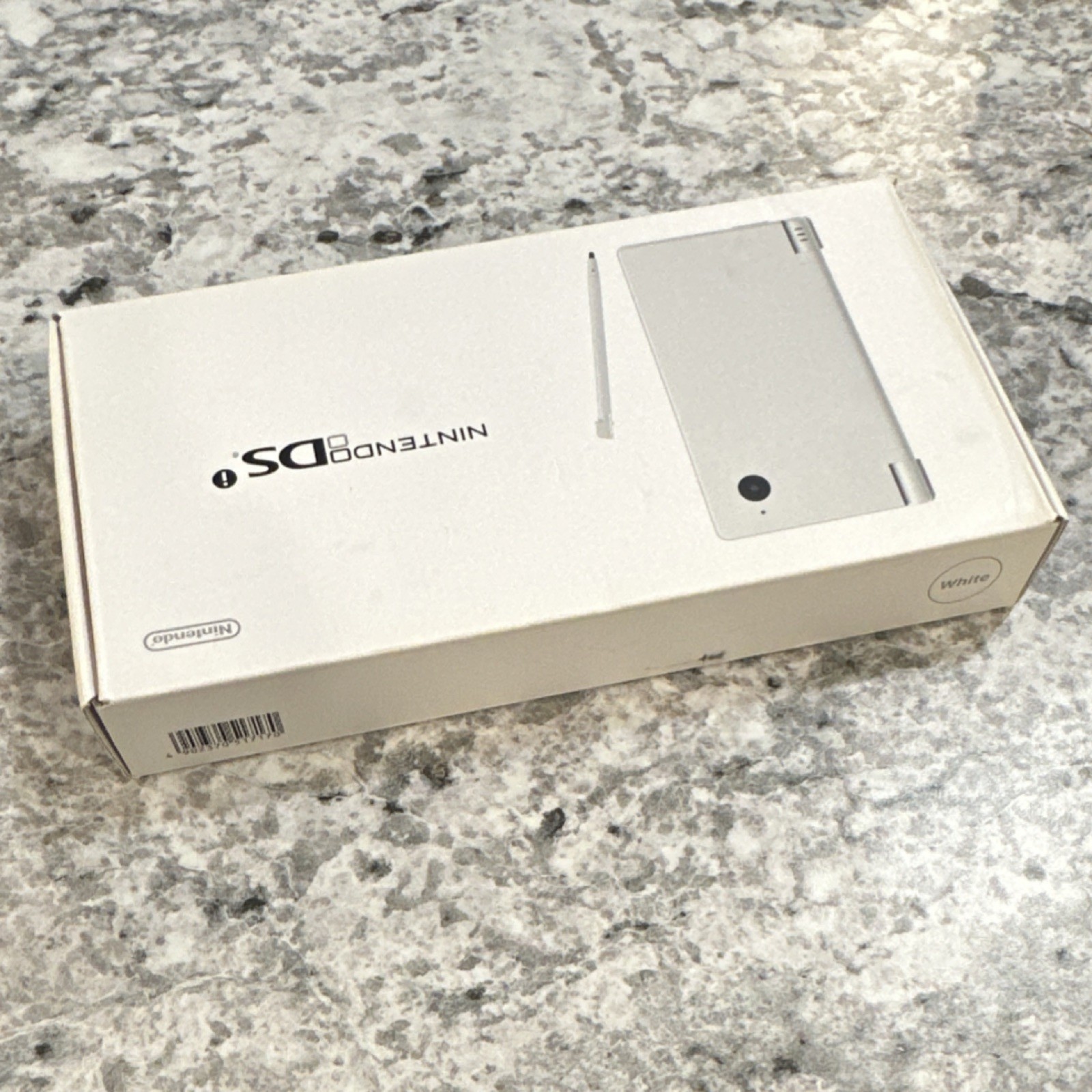 Nintendo DSI White Japan CIB w/ Box, AC Adapter/Charger, Manuals, Stylus