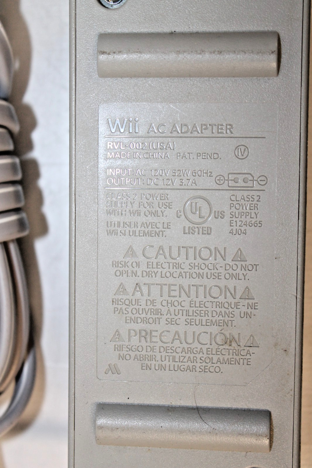 Nintendo Wii RVL-001 512 MB Home Console – White