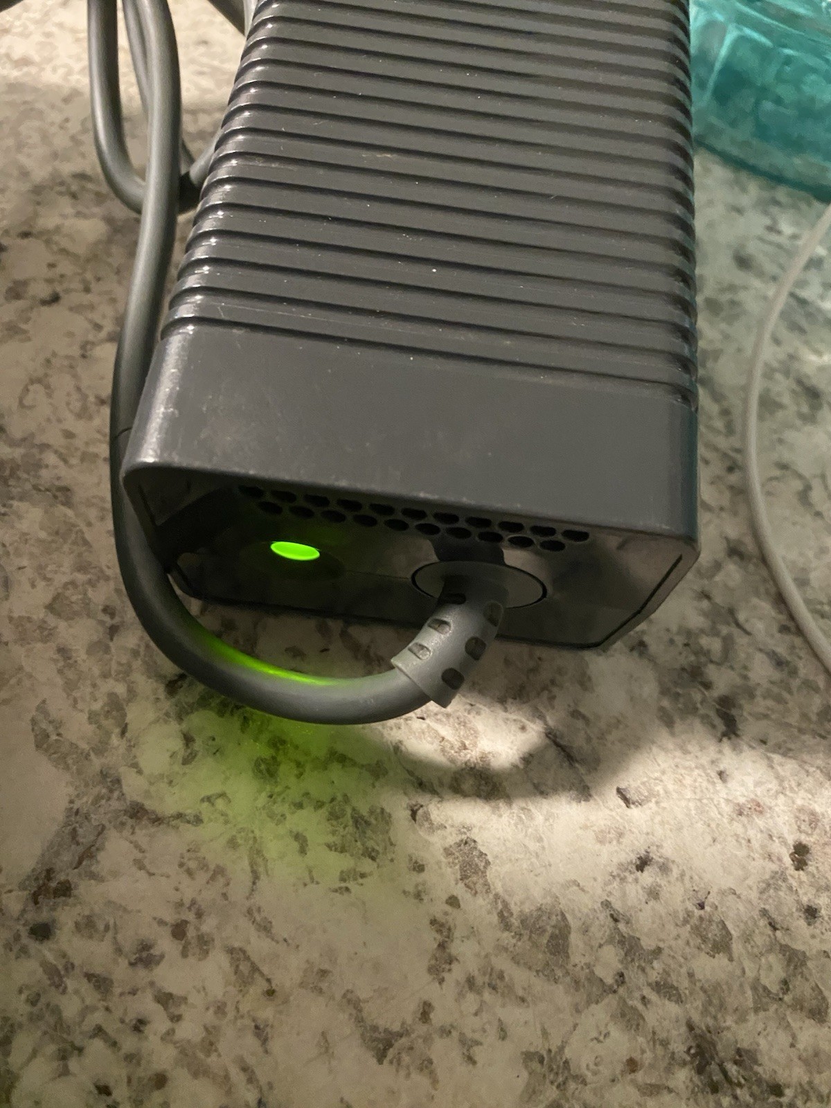 Microsoft Xbox 360 Elite Console Black 2009 HDMI Model w/Cords Power Tested Only