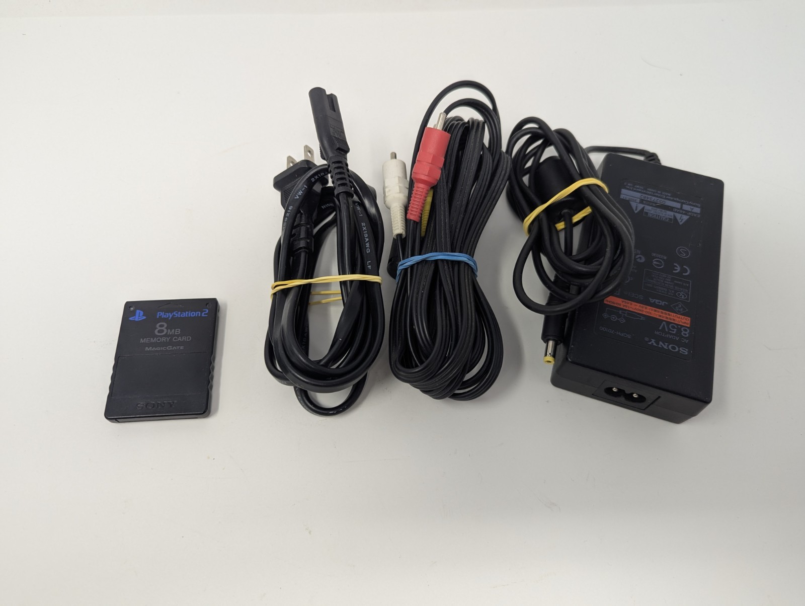 Sony PlayStation 2, PS2 Slim Console SCPH-70001 Bundle