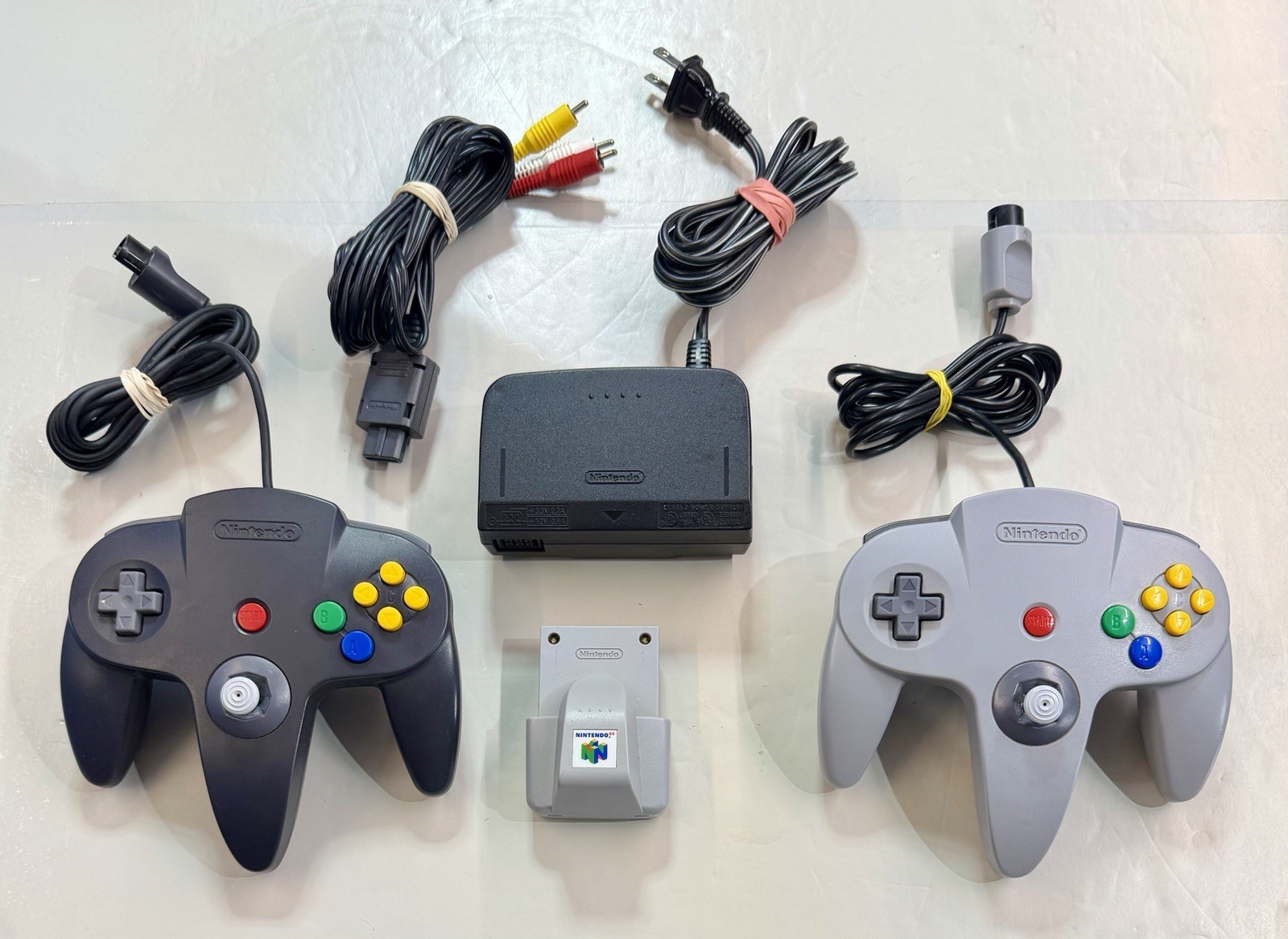 Nintendo 64 N64 System Console OEM Bundle Lot w/ 4 Games – Expansion Pak – Works