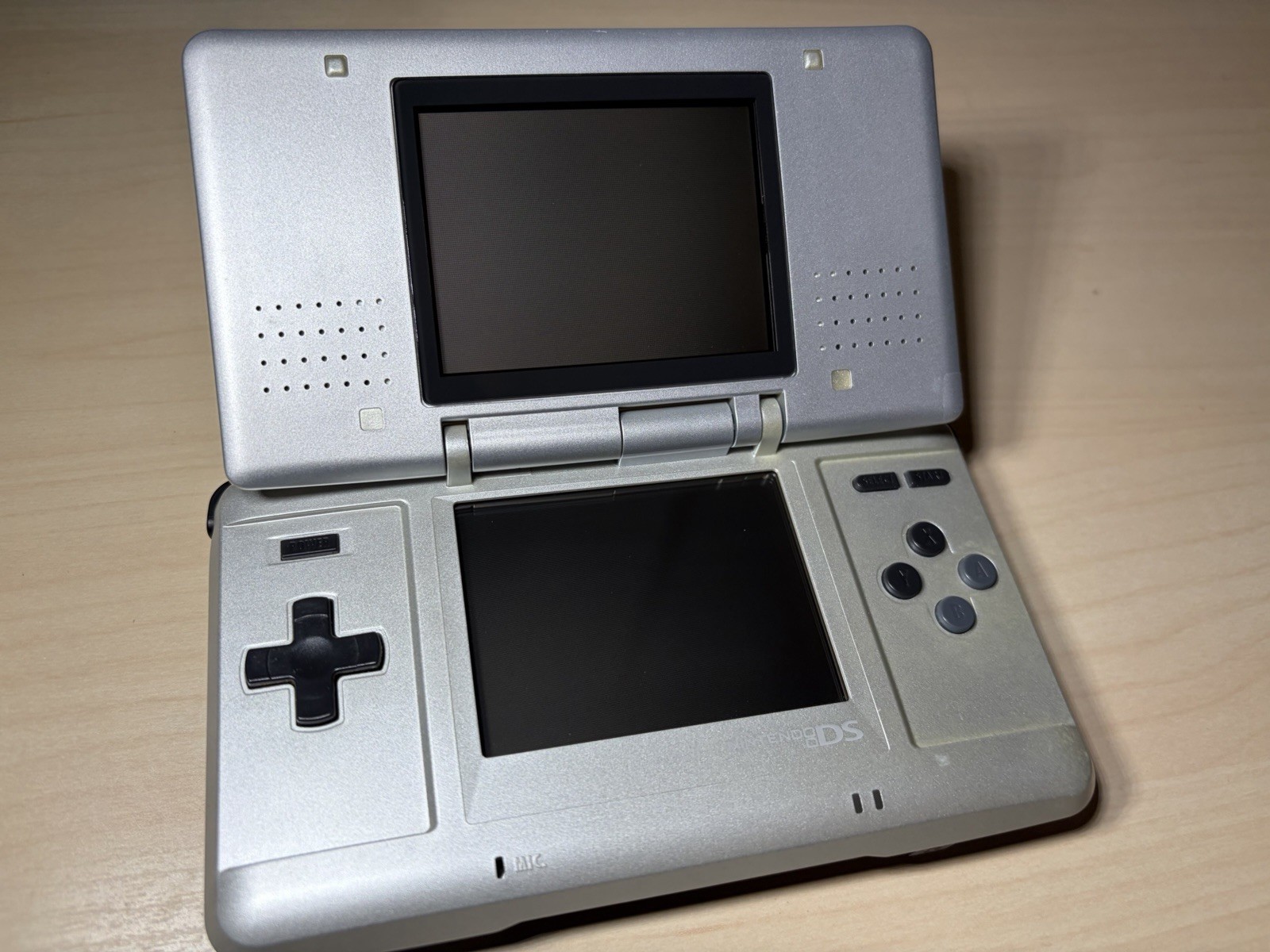 Nintendo DS Metroid Prime Hunters Silver Console Near Mint