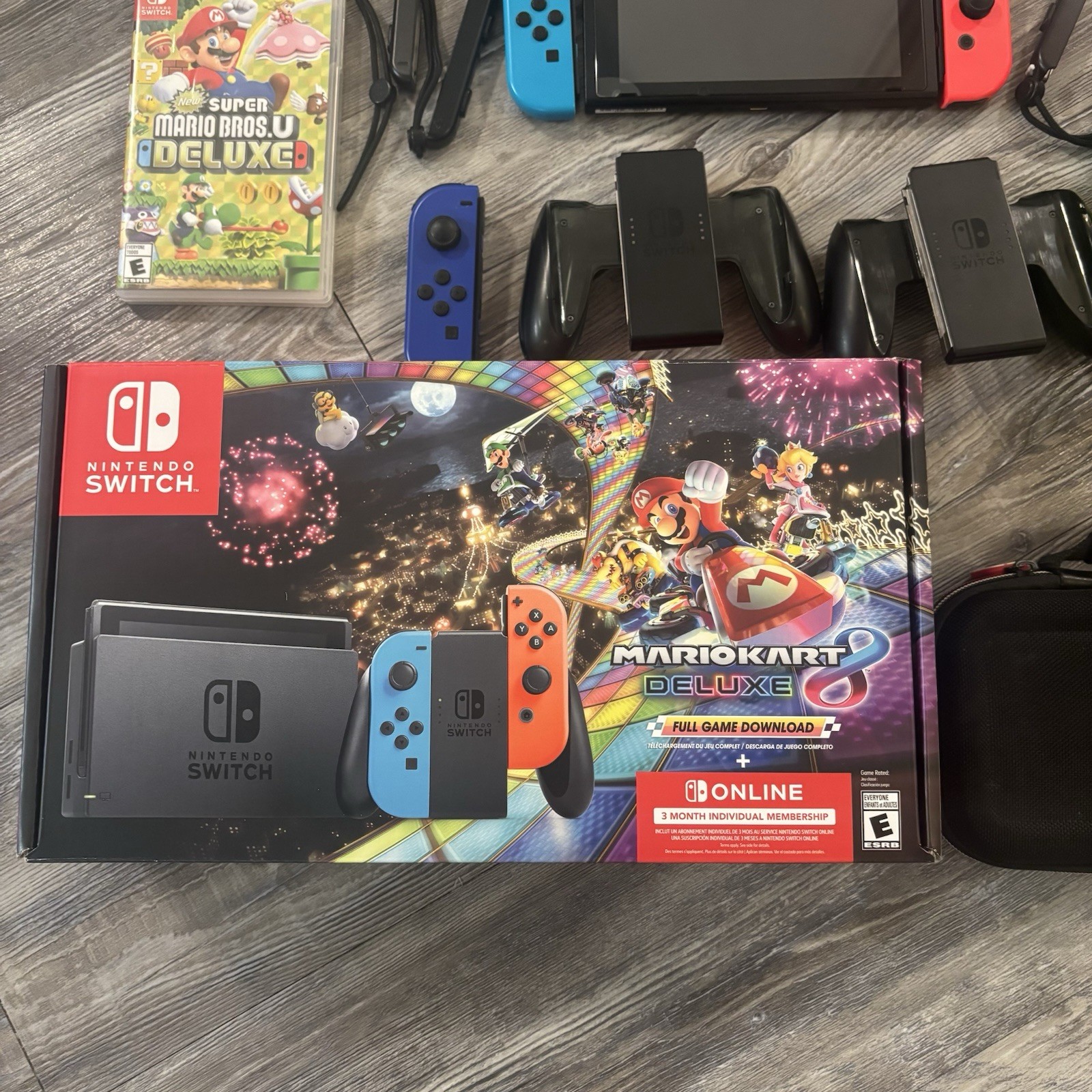 Nintendo Switch Mario Kart 8 Bundle w/ 4 Extra Games, Xtra Controllers & Storage