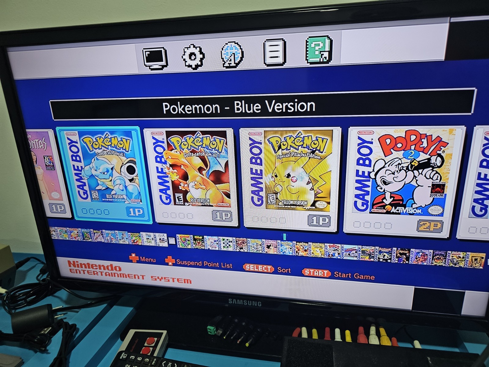 Nintendo NES Classic Edition Console + Nyko Wireless Controller- Fully Loaded
