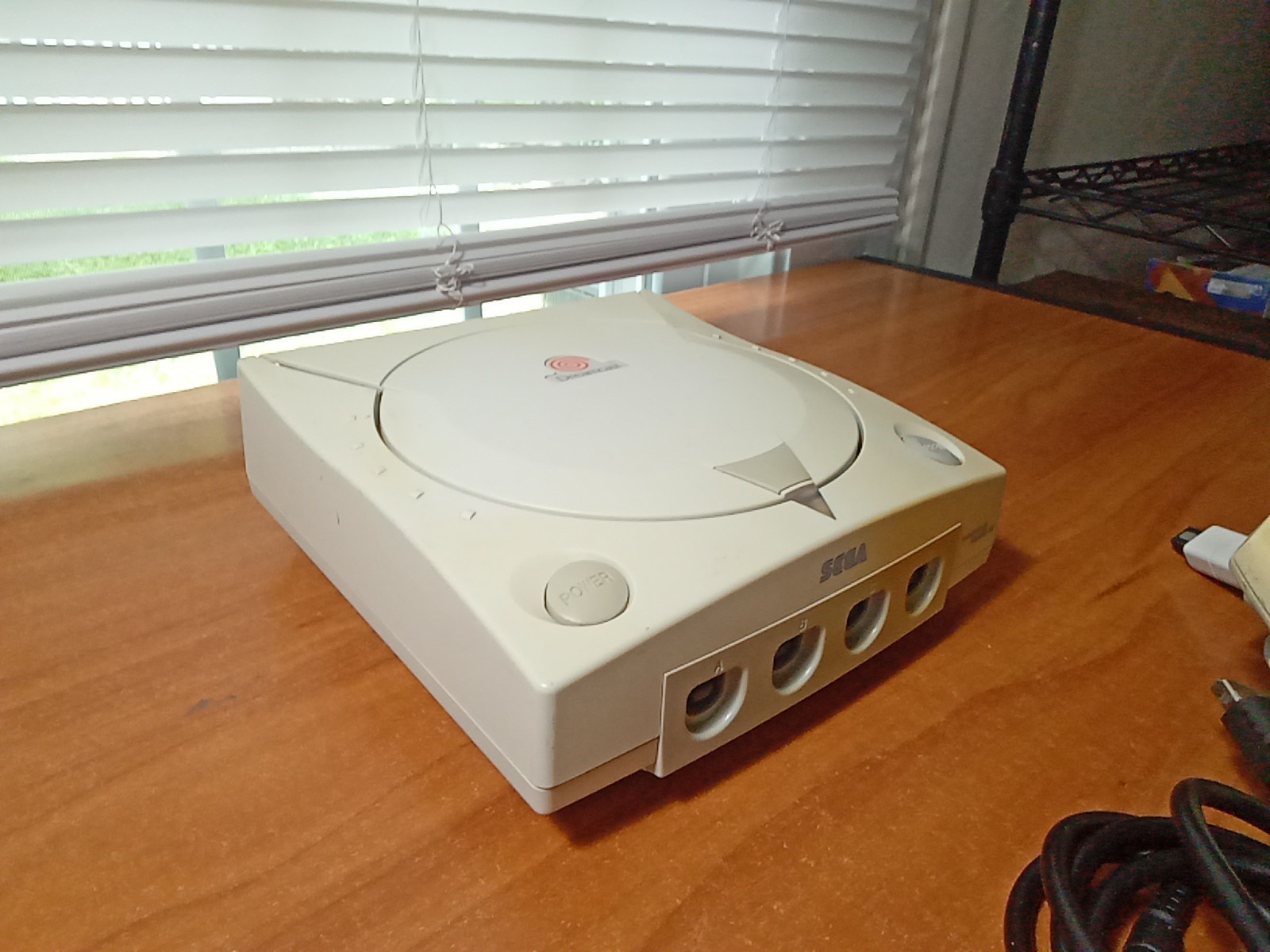 SEGA Dreamcast Console Bundle – White + Cables + Controller *TESTED*
