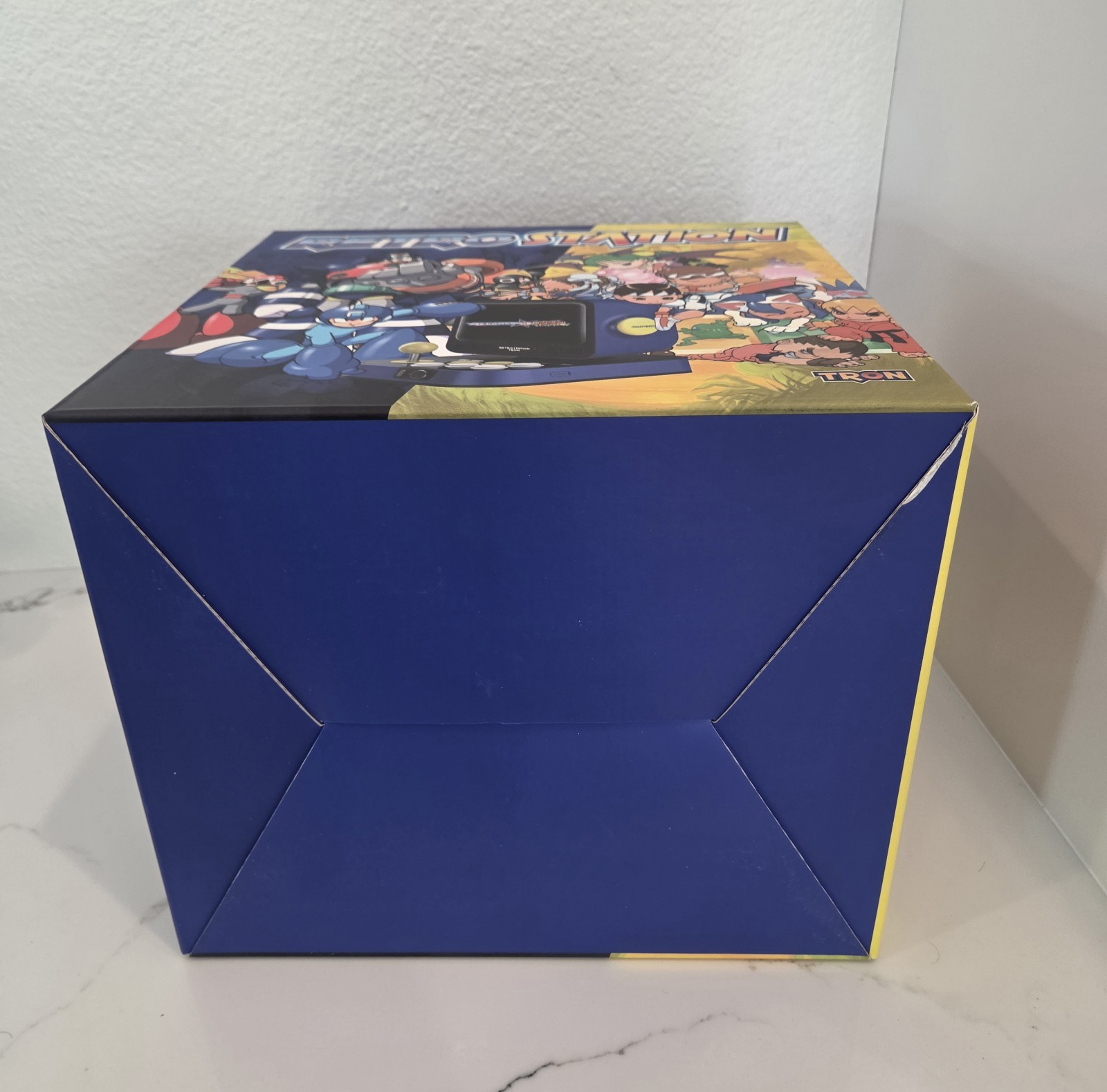 New CAPCOM TRON RETRO STATION Game Console 5 Mega Man And 5 Street Fighters