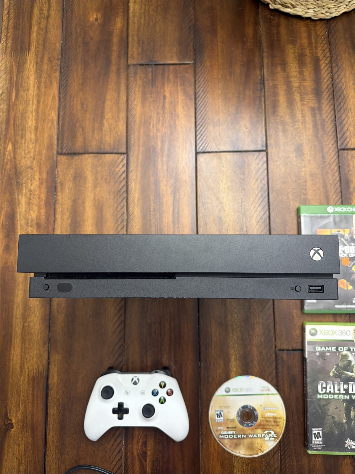 Xbox One X 1TB Console E102 Error FOR PARTS/REPAIR + OEM Controller + 5 Games