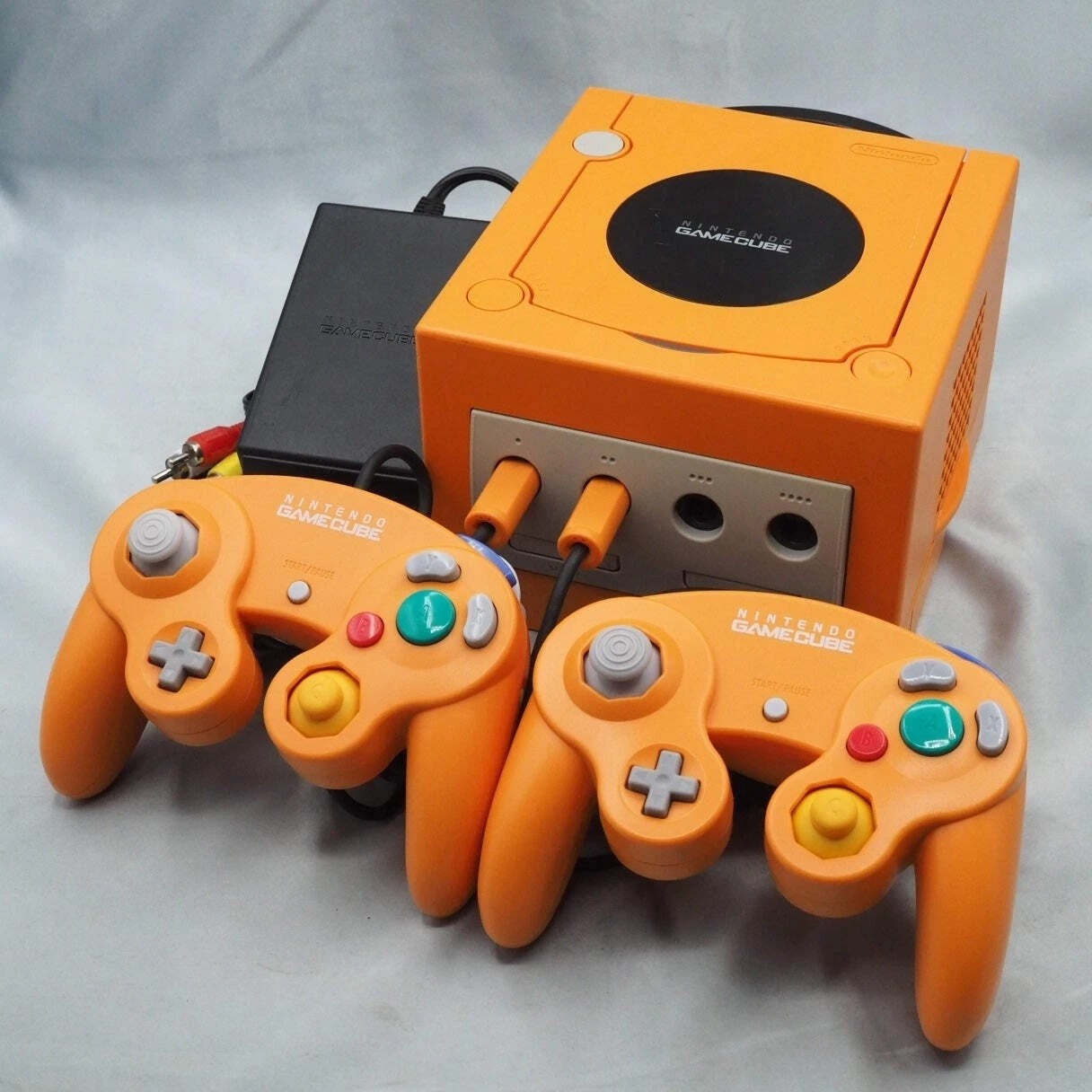 Nintendo GameCube Spice Orange + Game Boy Player + 3 Games Bundle Options