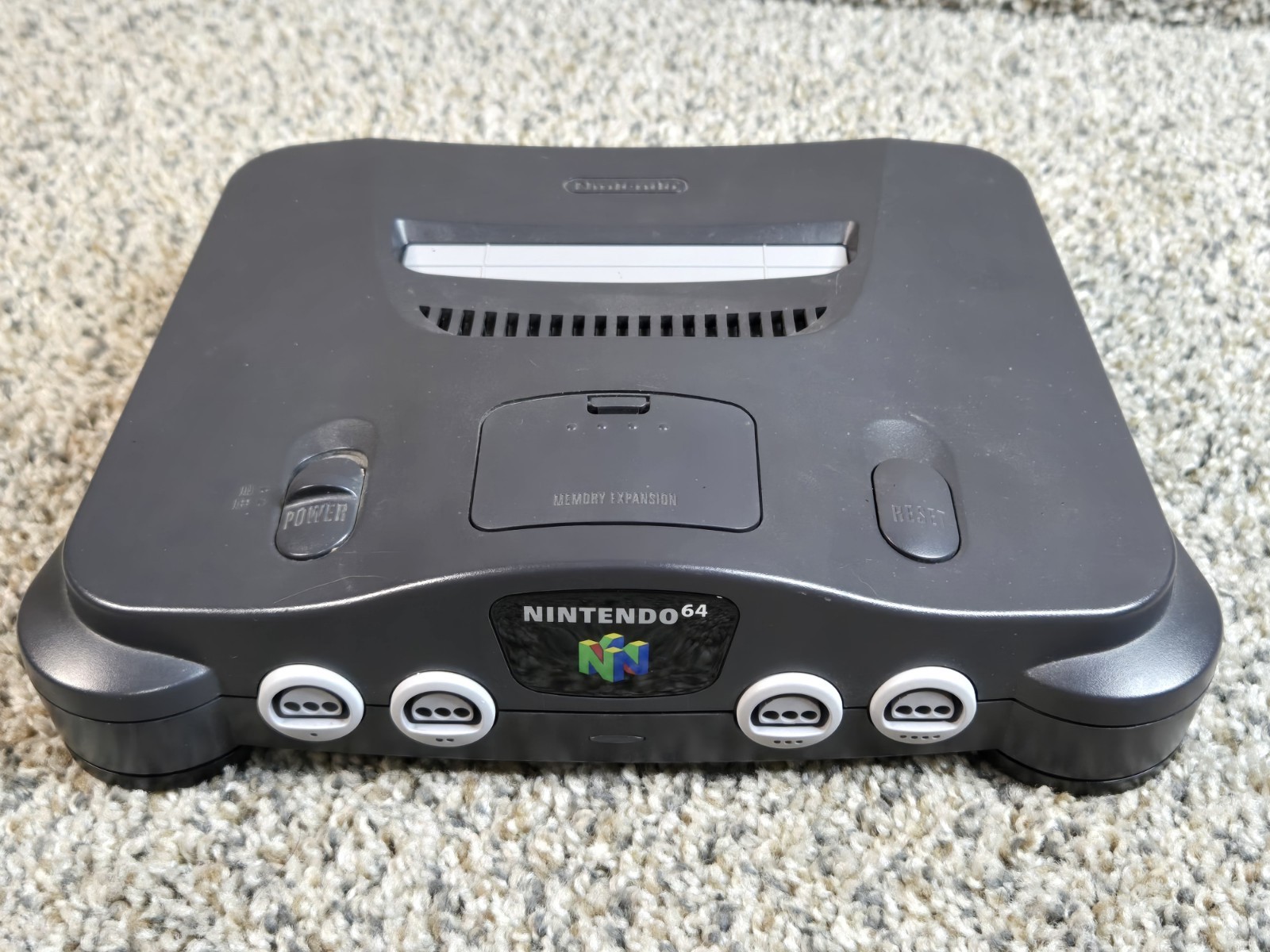 Nintendo 64 Video Game Console with Controller, Cords & Game NUS-001 USA N64