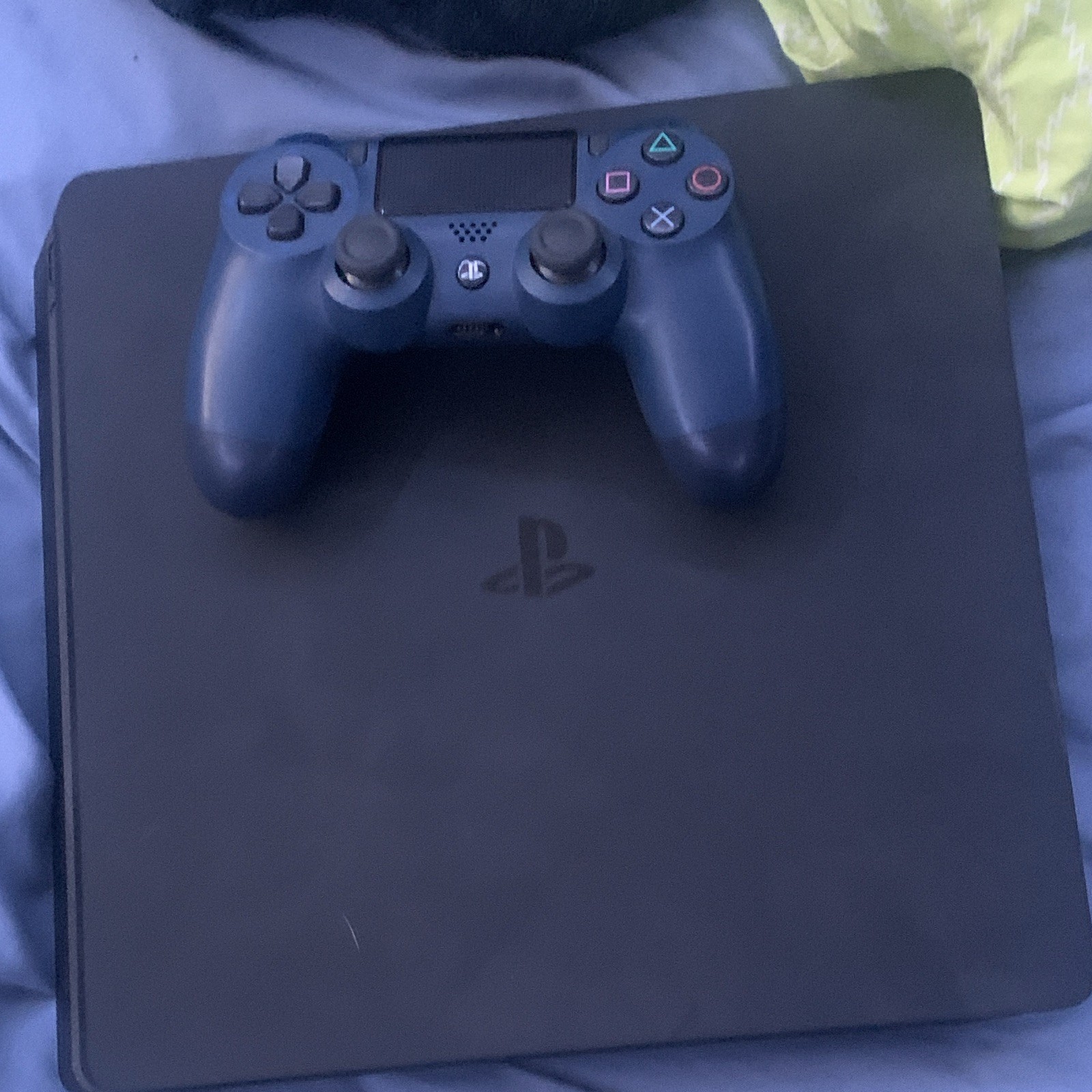 Sony PlayStation 4 Pro 1TB Black Console Wi-Fi 4K UHD w/ DualShock 4