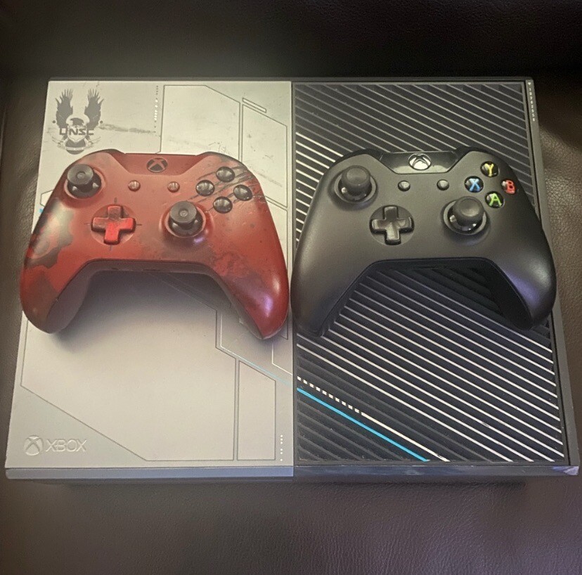Microsoft Xbox One Halo 5: Guardians Limited Edition 1TB Black & Silver Console