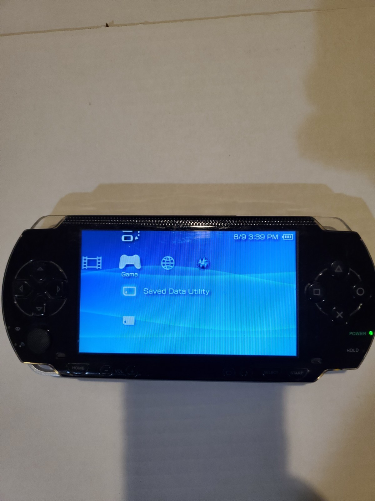 Used psp 1000 with case and 3 games and 32 mb memory card and charger