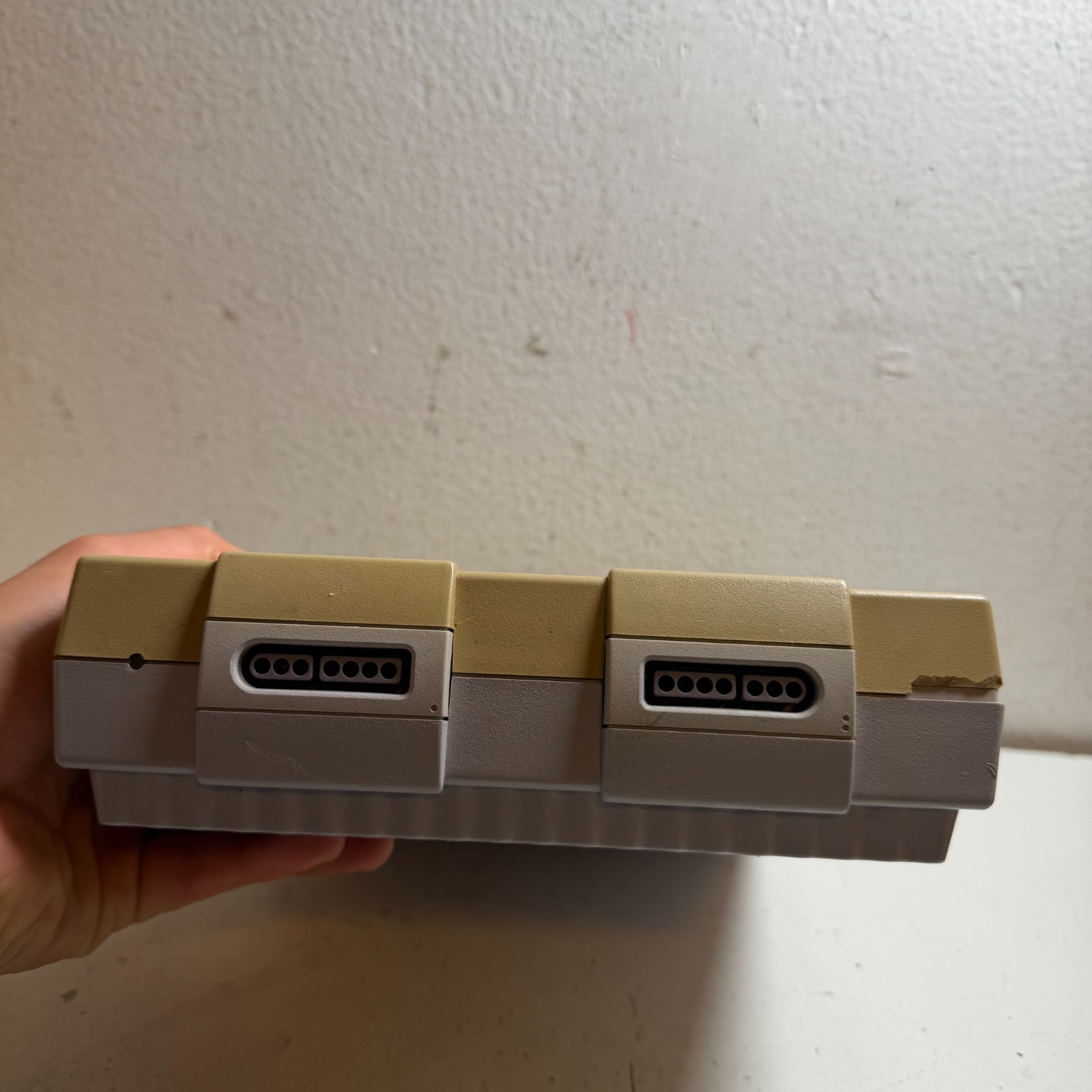 Super Nintendo SNES SNS-001 Beige 16-Bit Video Gaming Console – For Parts