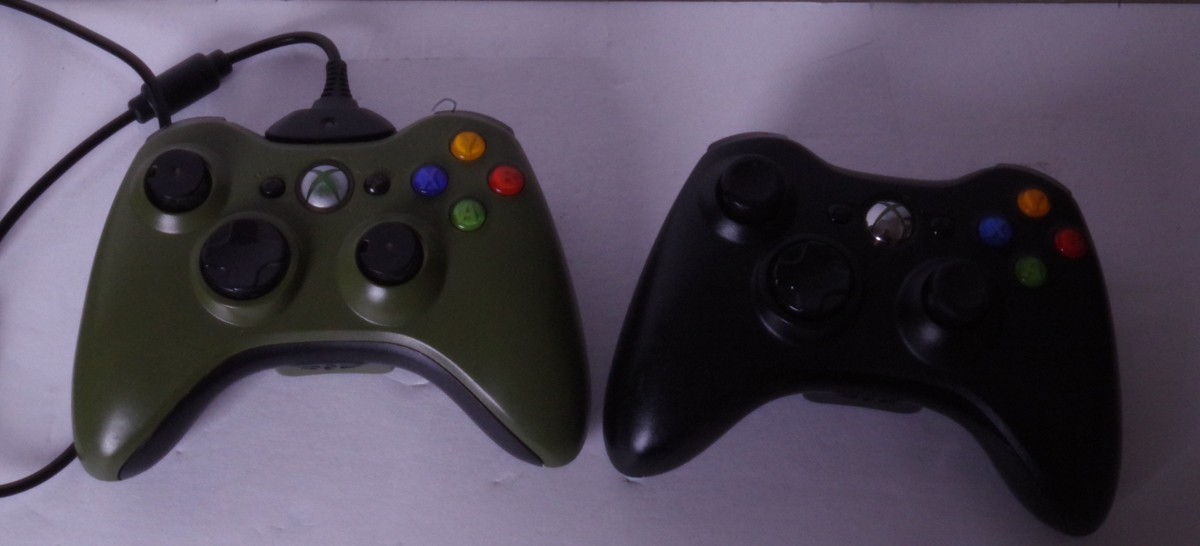 XBox 360 S Slim 250GB Black Video Game Console with 2 controllers plus HDMI