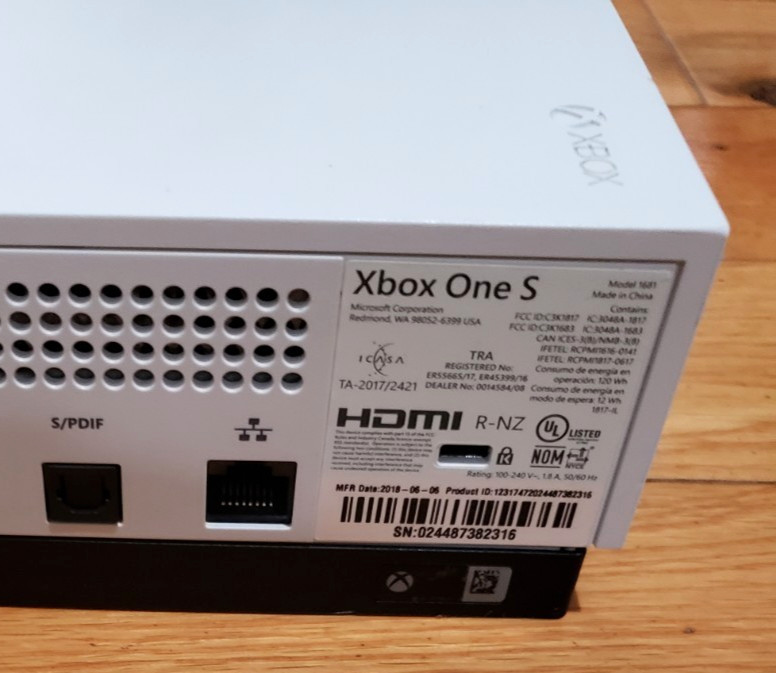 Xbox One S 1TB Console 1681 White Bundle, Controller 1914, Power, HDMI, TESTED!