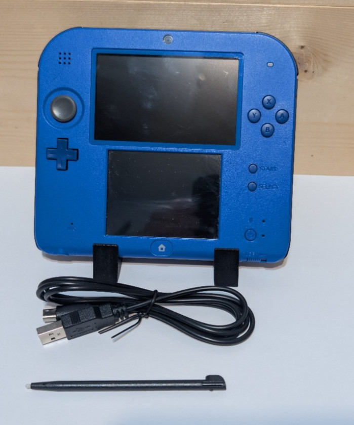Nintendo 2DS Blue US Version W/Cable *Tested*